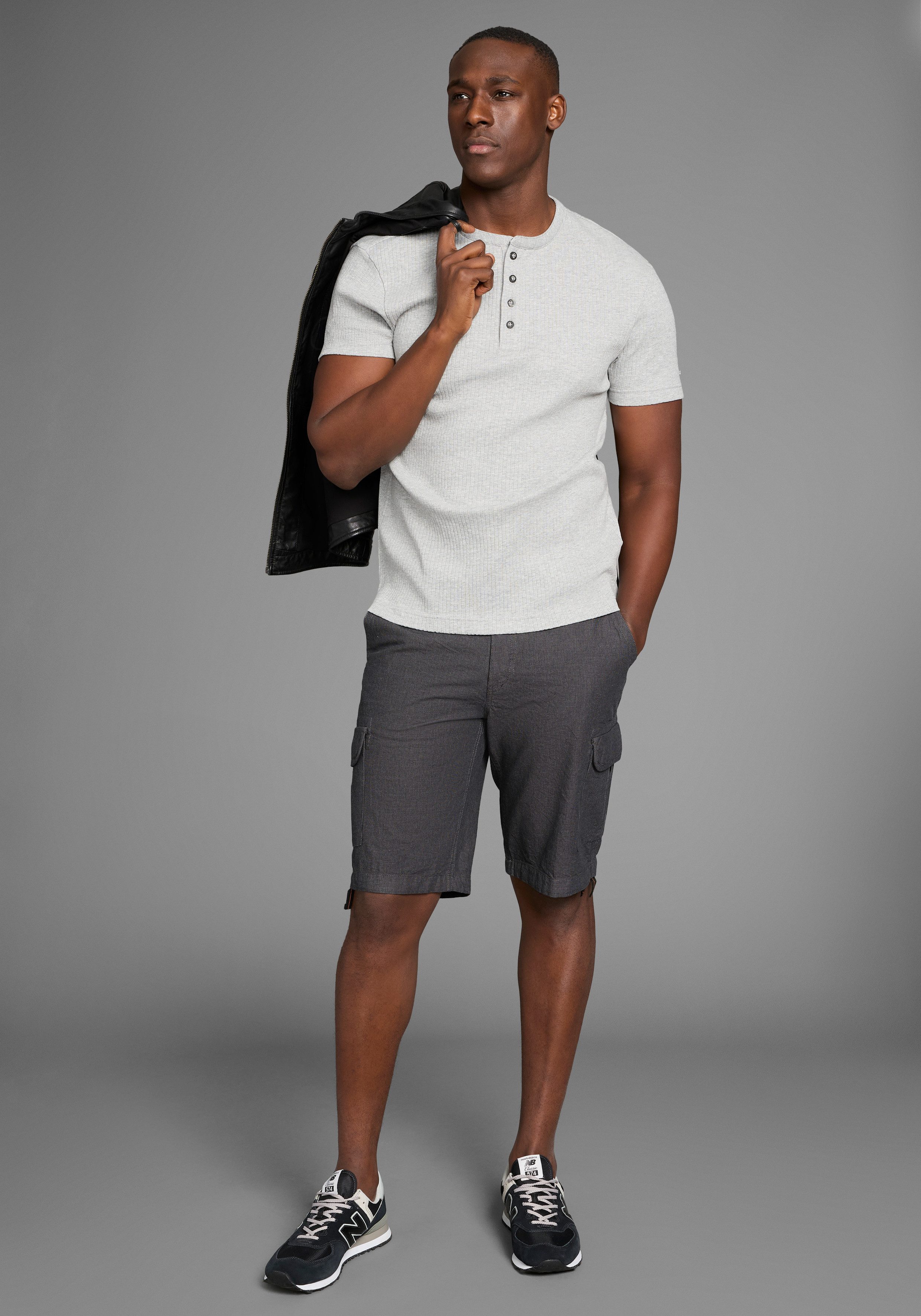 Bruno Banani Henleyshirt in elastische ribkwaliteit