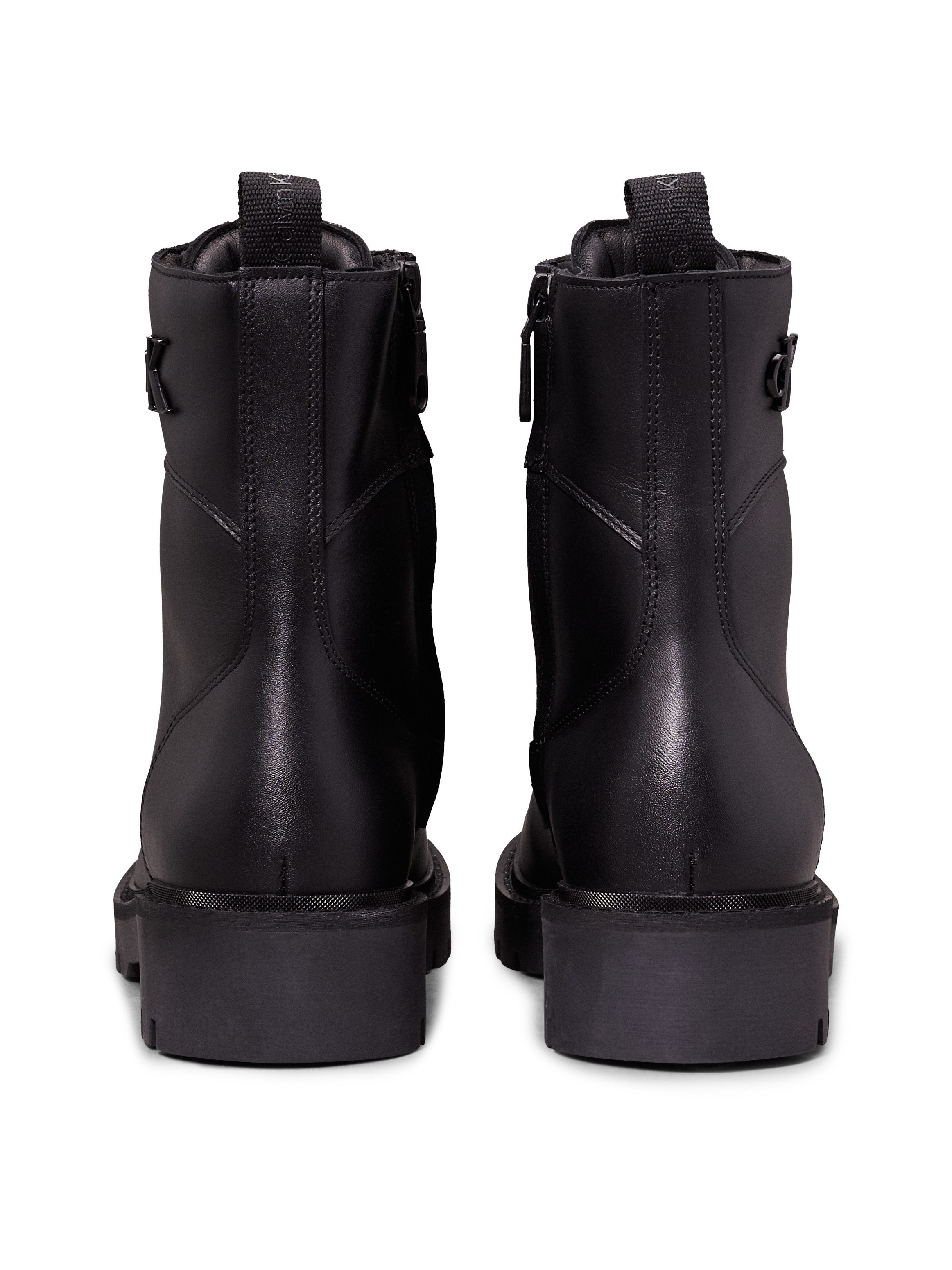 Calvin Klein Veterschoenen COMBAT BOOT MID ZIP LTH IN CALF blokhak, veterschoen, enkellaars met zij ck-sieraad