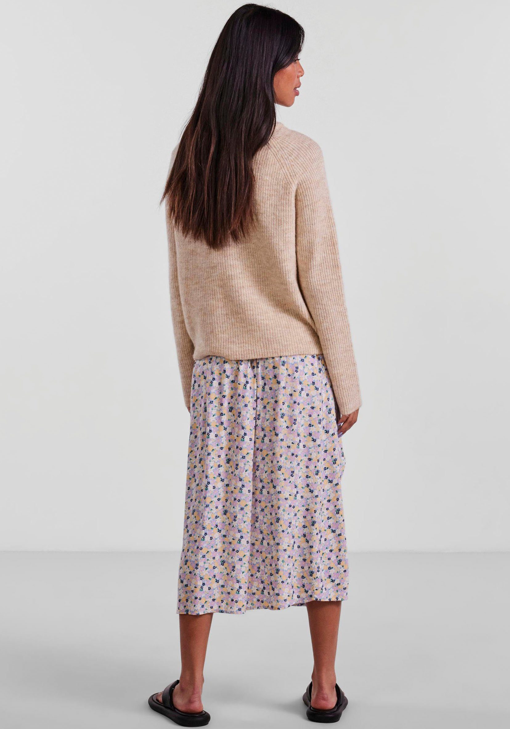 pieces Trui met ronde hals PCELLEN LS O-NECK KNIT NOOS BC