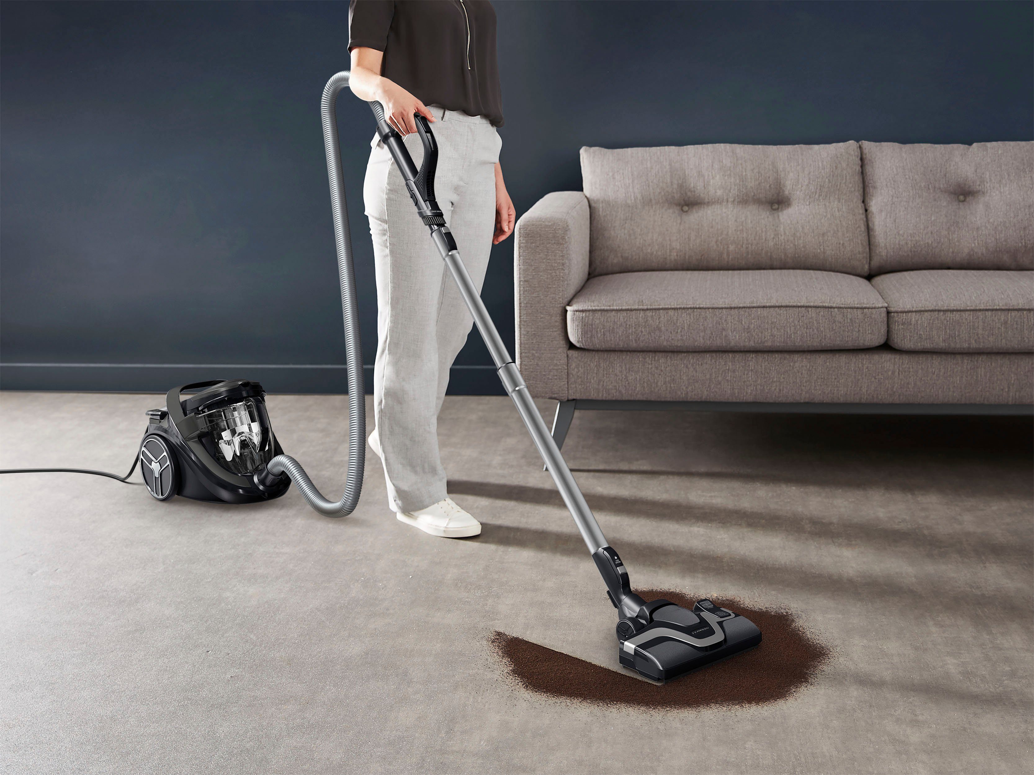 Rowenta Stofzuiger RO7935 Silence Force Cyclonic Parkett met slechts 59 db(a), 12 m actieradius, inhoud stofreservoir 2,5 liter