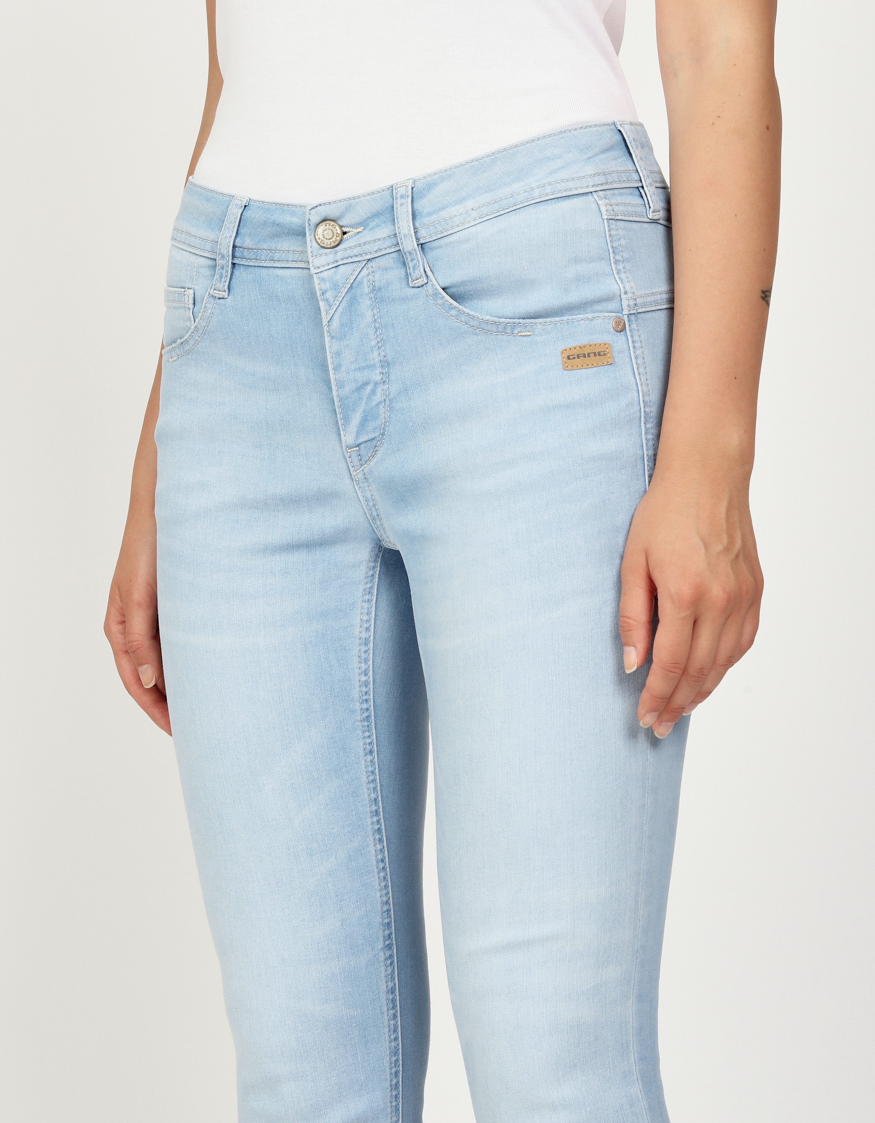 GANG Relax fit jeans 94AMELIE met dubbele rechter achterzak