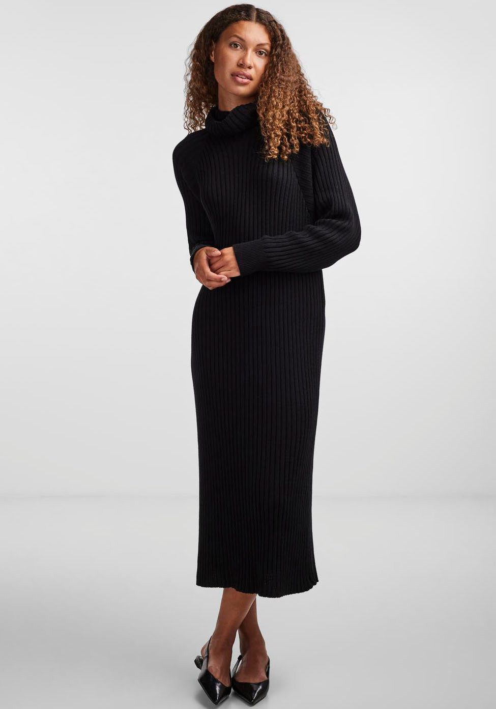 Y.A.S Gebreide jurk YASMAVI KNIT MIDI ROLLNECK DRESS