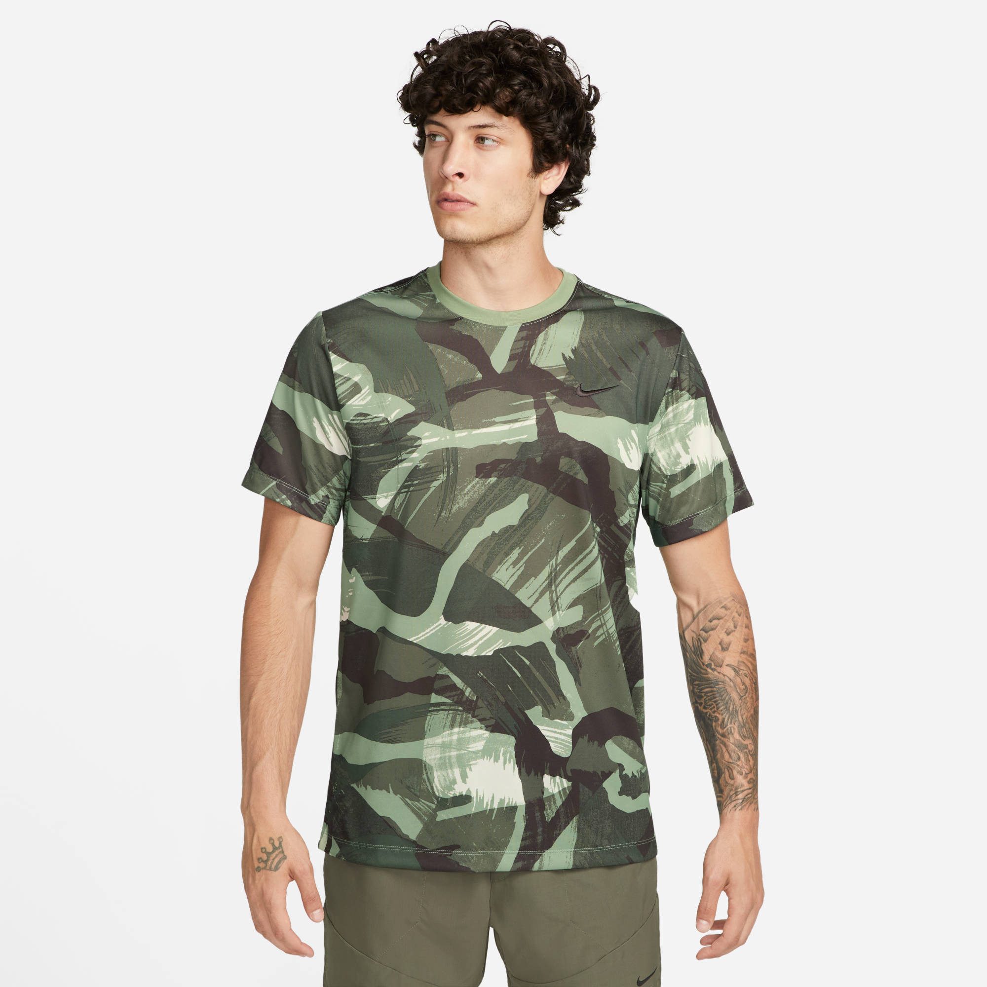 Nike Trainingsshirt DRI-FIT LEGEND MEN'S CAMO FITNESS T-SHIRT