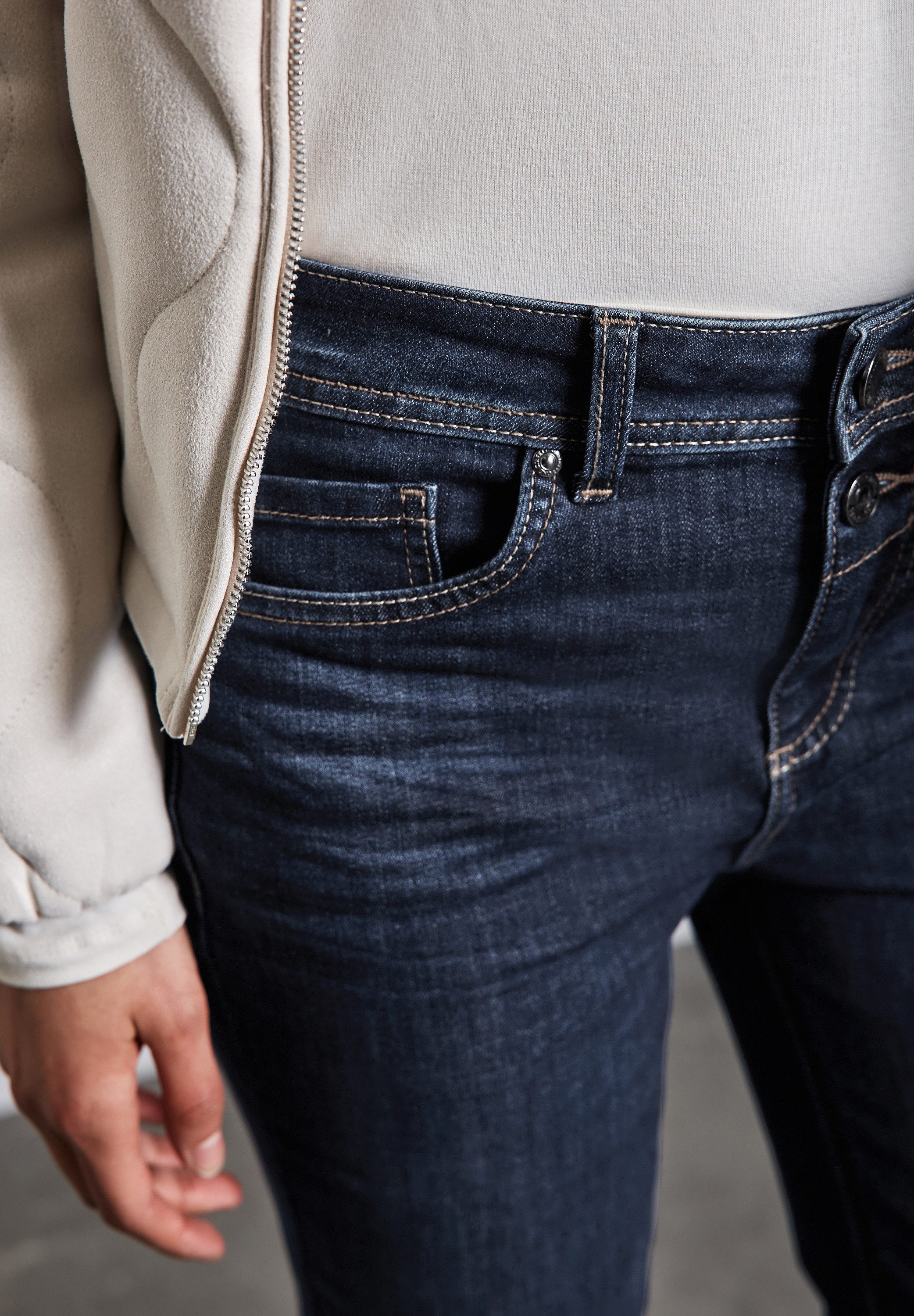 STREET ONE Bootcut jeans in five-pocketsstijl