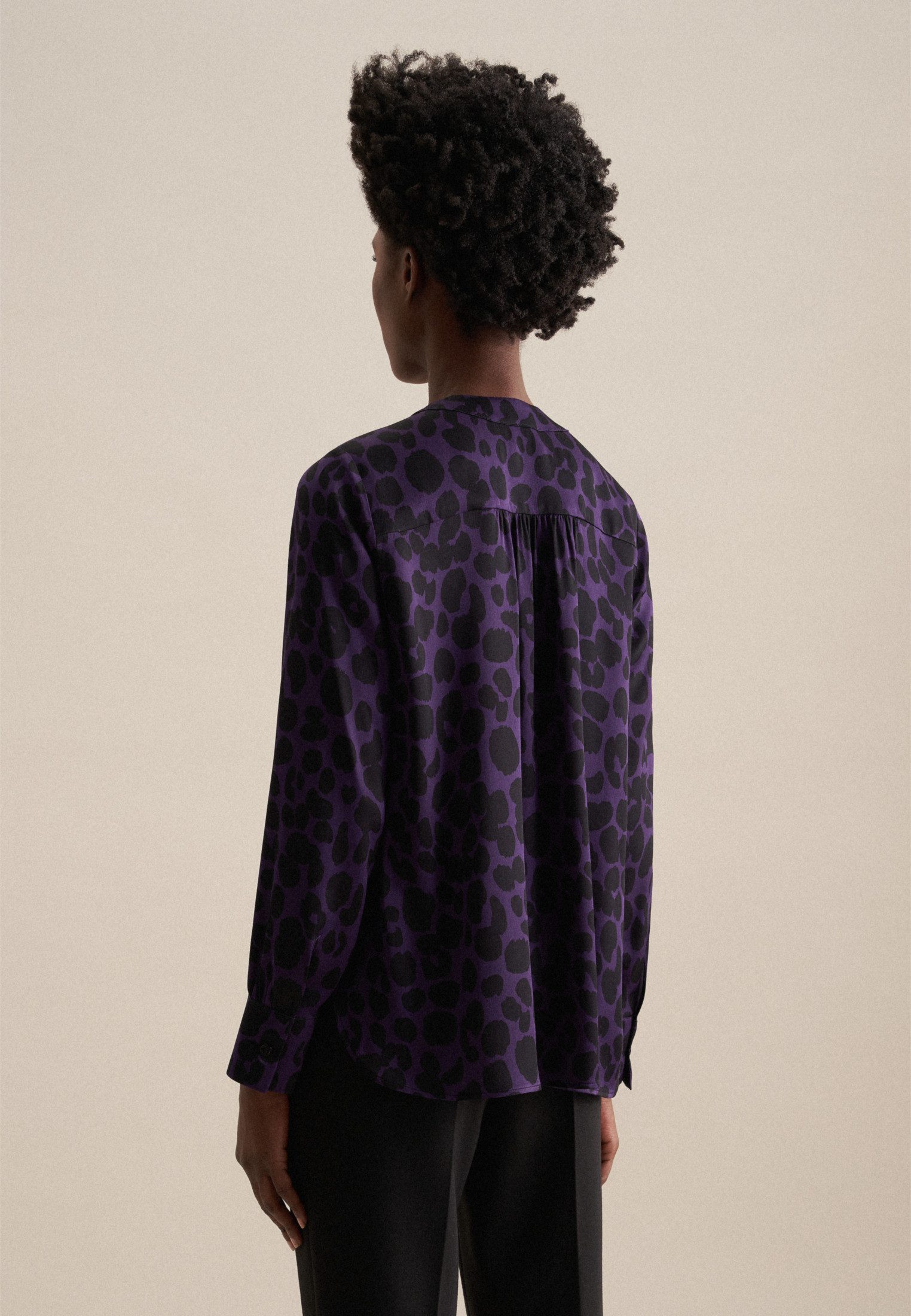 seidensticker Shirtblouse Zwarte roos Lange mouwen V-hals print