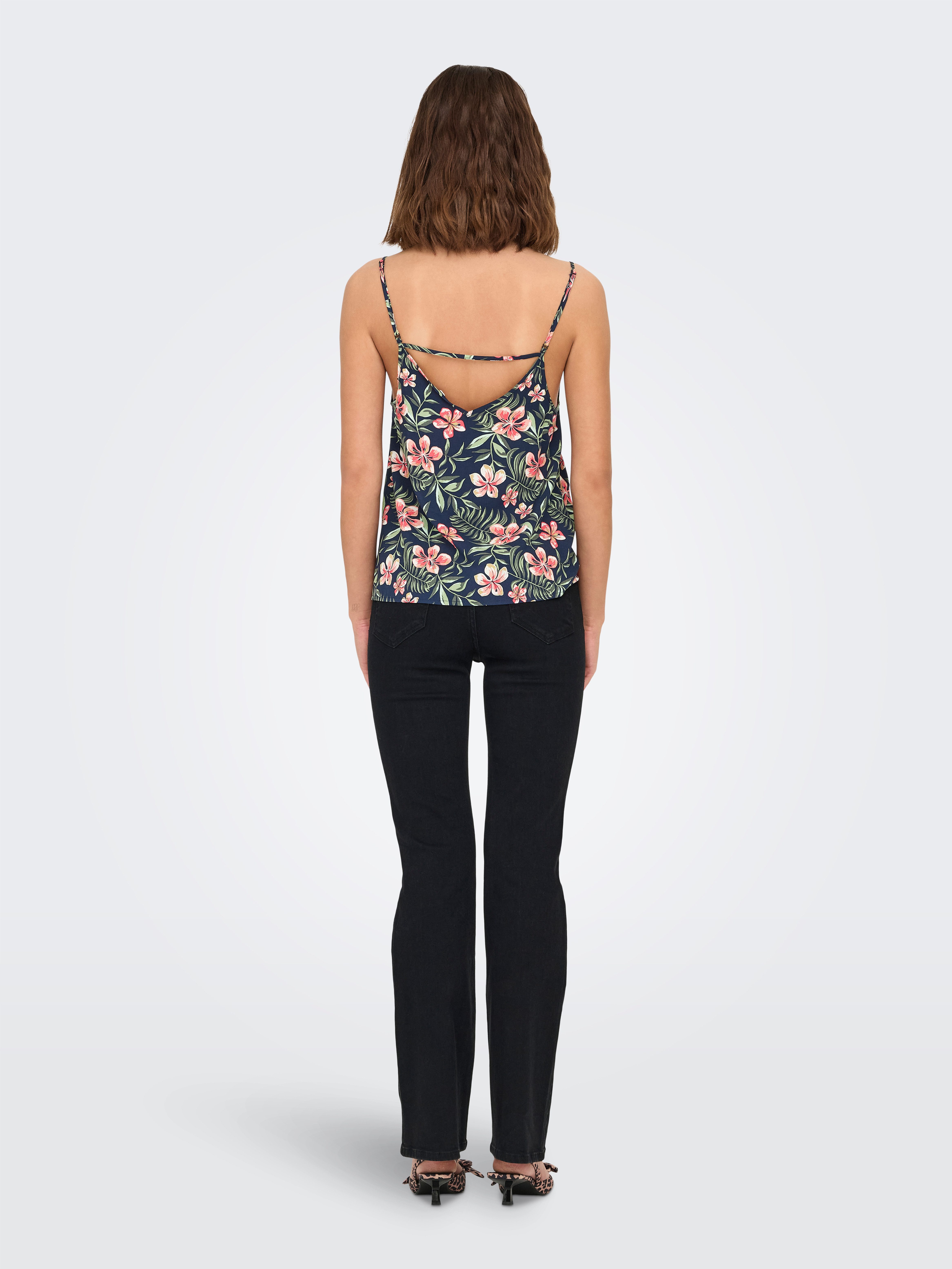 Only Top met spaghettibandjes ONLNOVA LIFE PARIS SINGLET AOP PTM