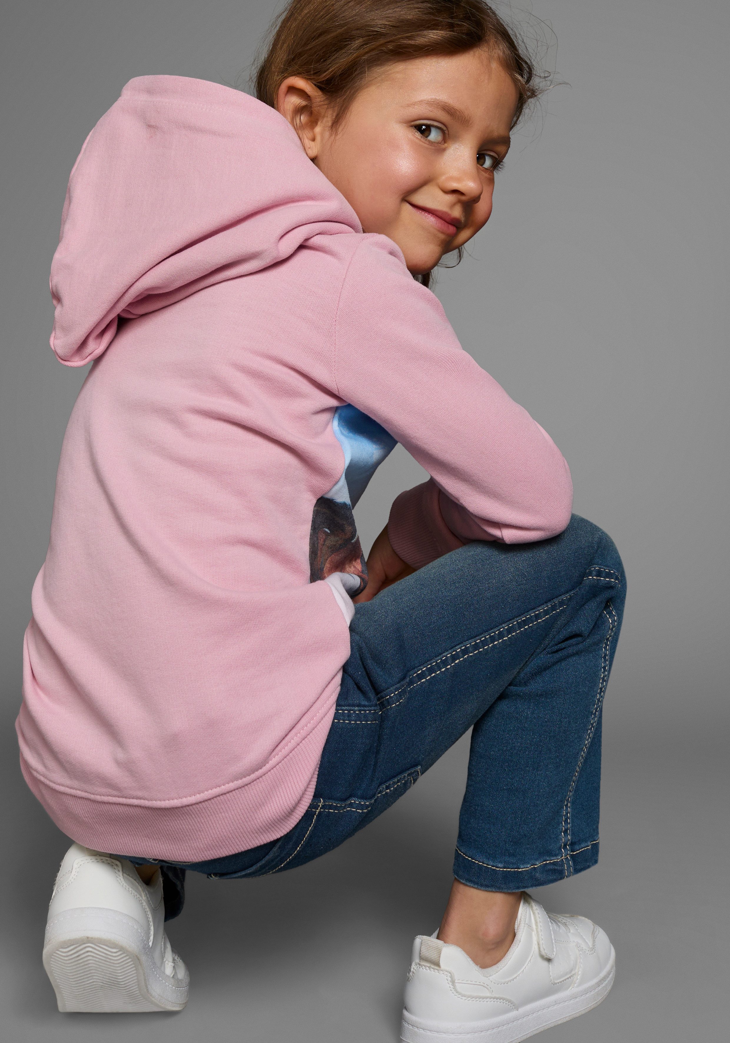 KIDSWORLD Lang sweatshirt Voor kleine meisjes Lange mouwen, bedrukt, met capuchon, van opgeruwde sweatstof