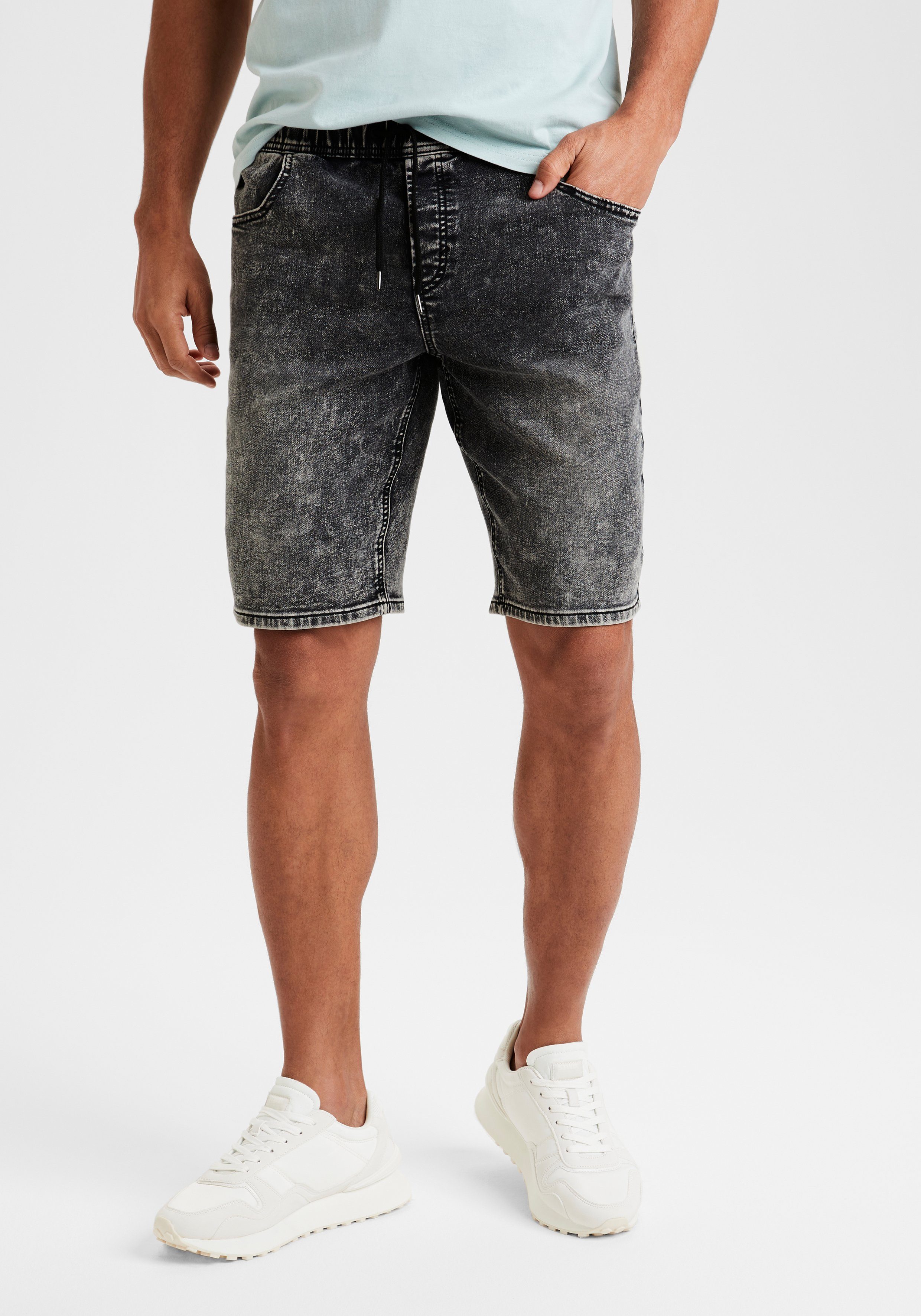 Buffalo Jeansshort knielange, elastische instap-bermuda, korte broek in moonwashed