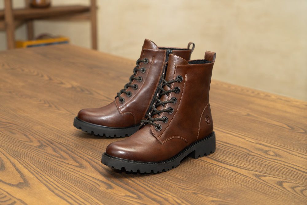 Remonte Veterlaarsjes Veterboots, blokhak, profielzool, met Lite´n Soft-uitrusting
