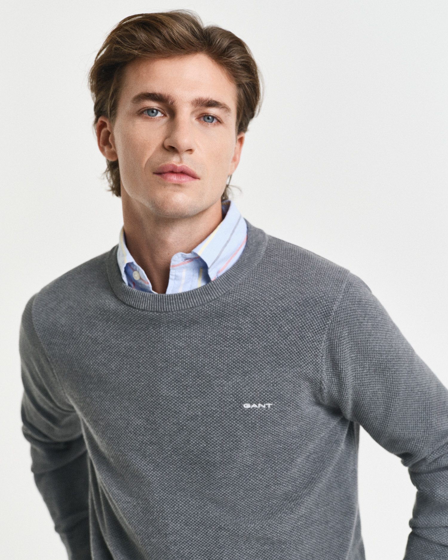 Gant Trui met ronde hals COTTON PIQUE C-NECK met logoborduursel op borsthoogte