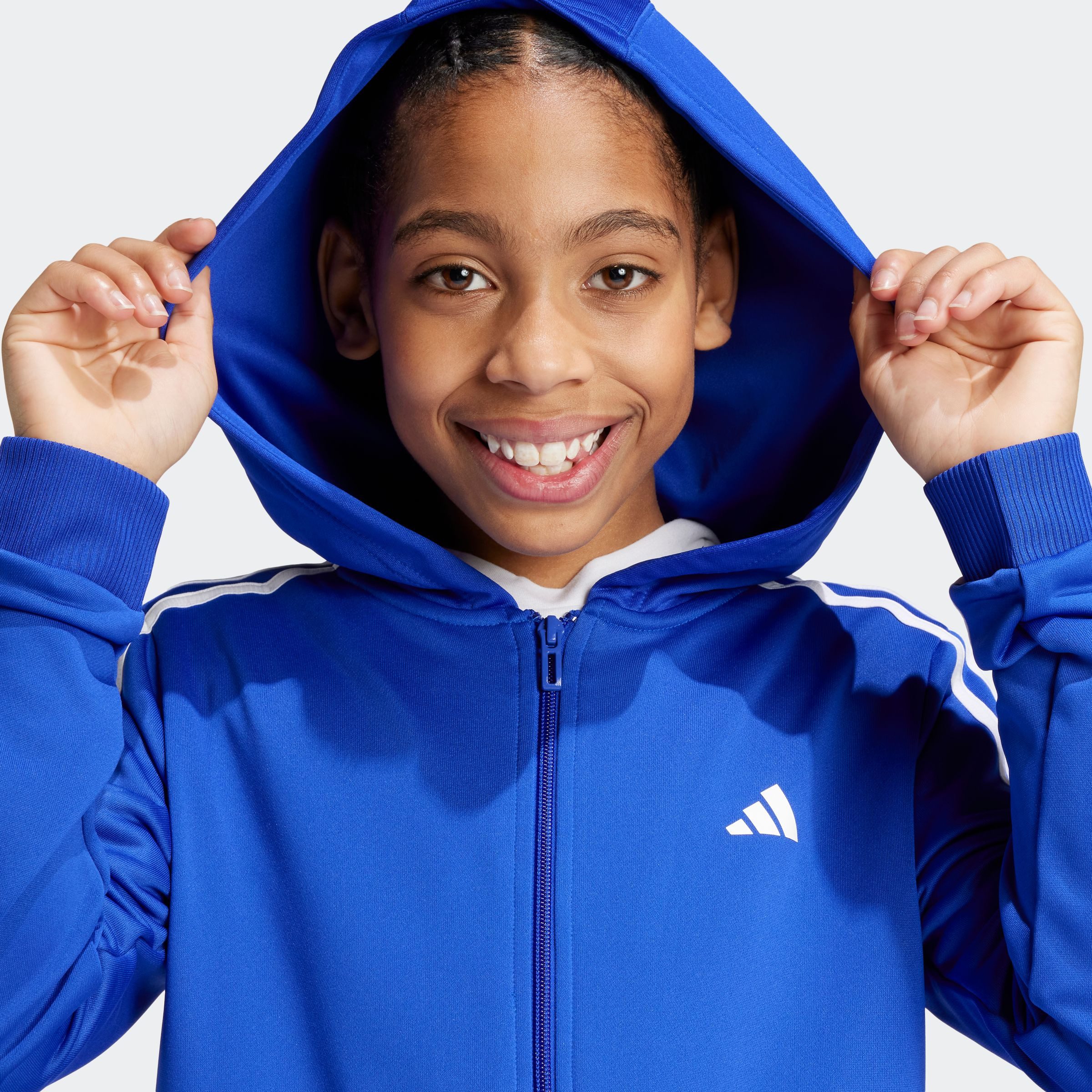 adidas Sportswear Trainingsjack TRAIN ESSENTIALS AEROREADY 3STREPEN REGULARFIT CAPUCHONJACK