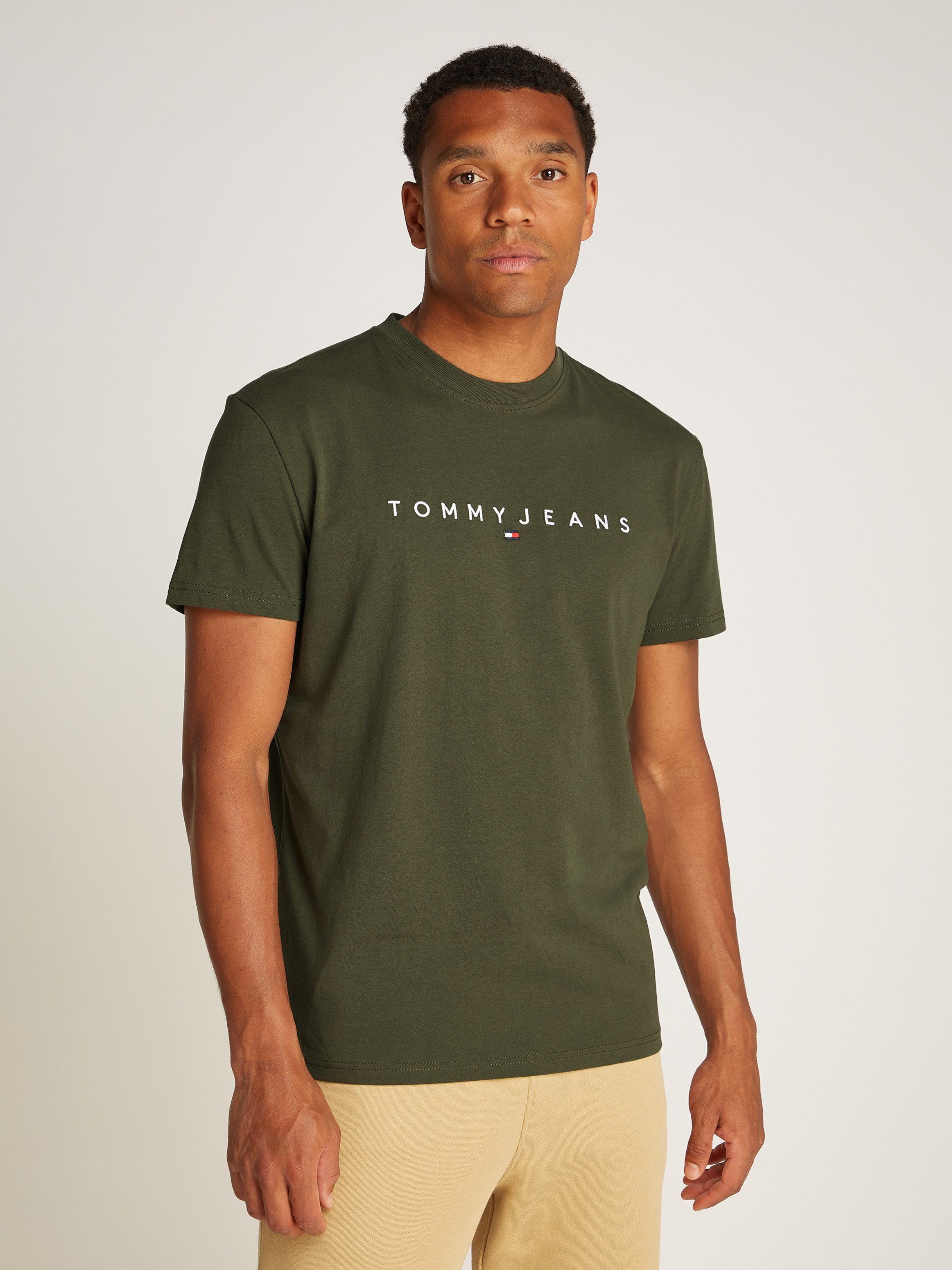 Tommy Jeans Plus Shirt met ronde hals TJM REG LINEAR LOGO TEE EXT in grote maten, logoprint en borduring