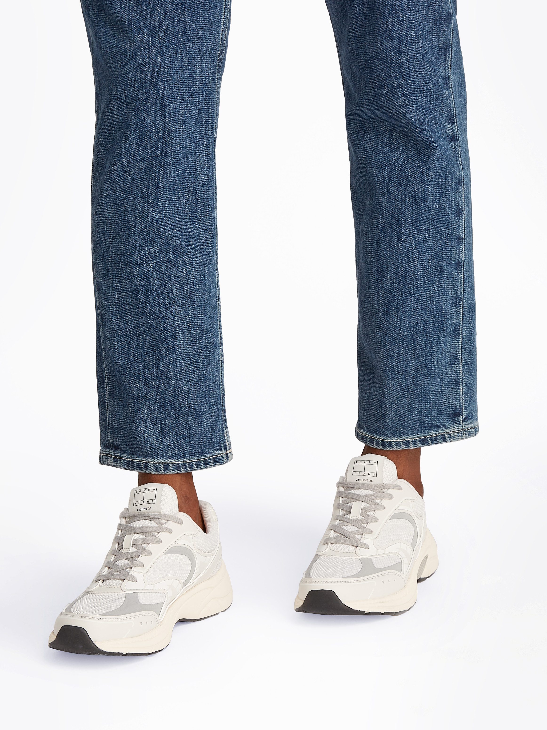 TOMMY JEANS Sneakers ARCHIVE'25 vrijetijdsschoen, lage schoen, veterschoen met contrastafwerkingen