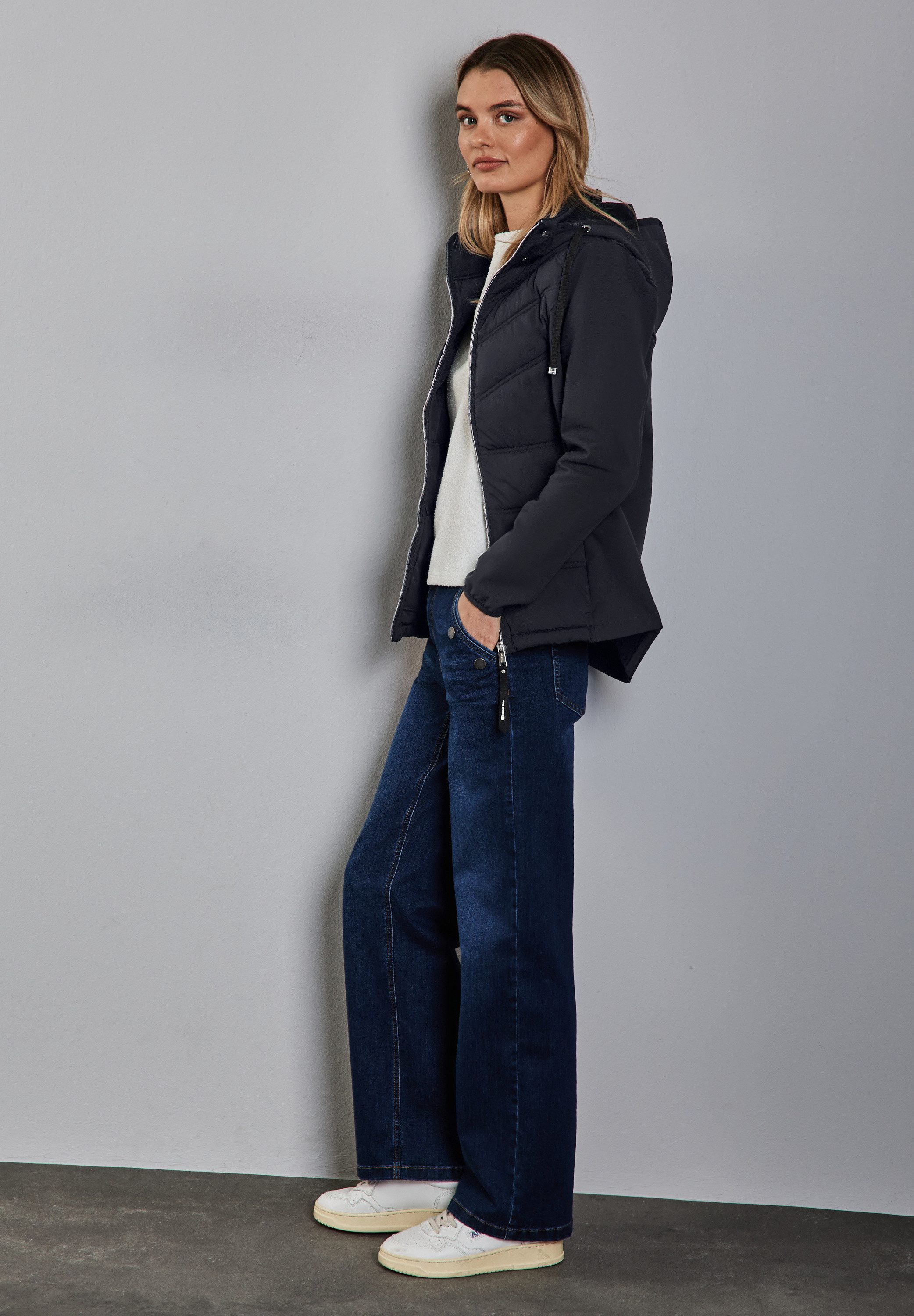 STREET ONE Softshell-jack met capuchon en rijgkoord