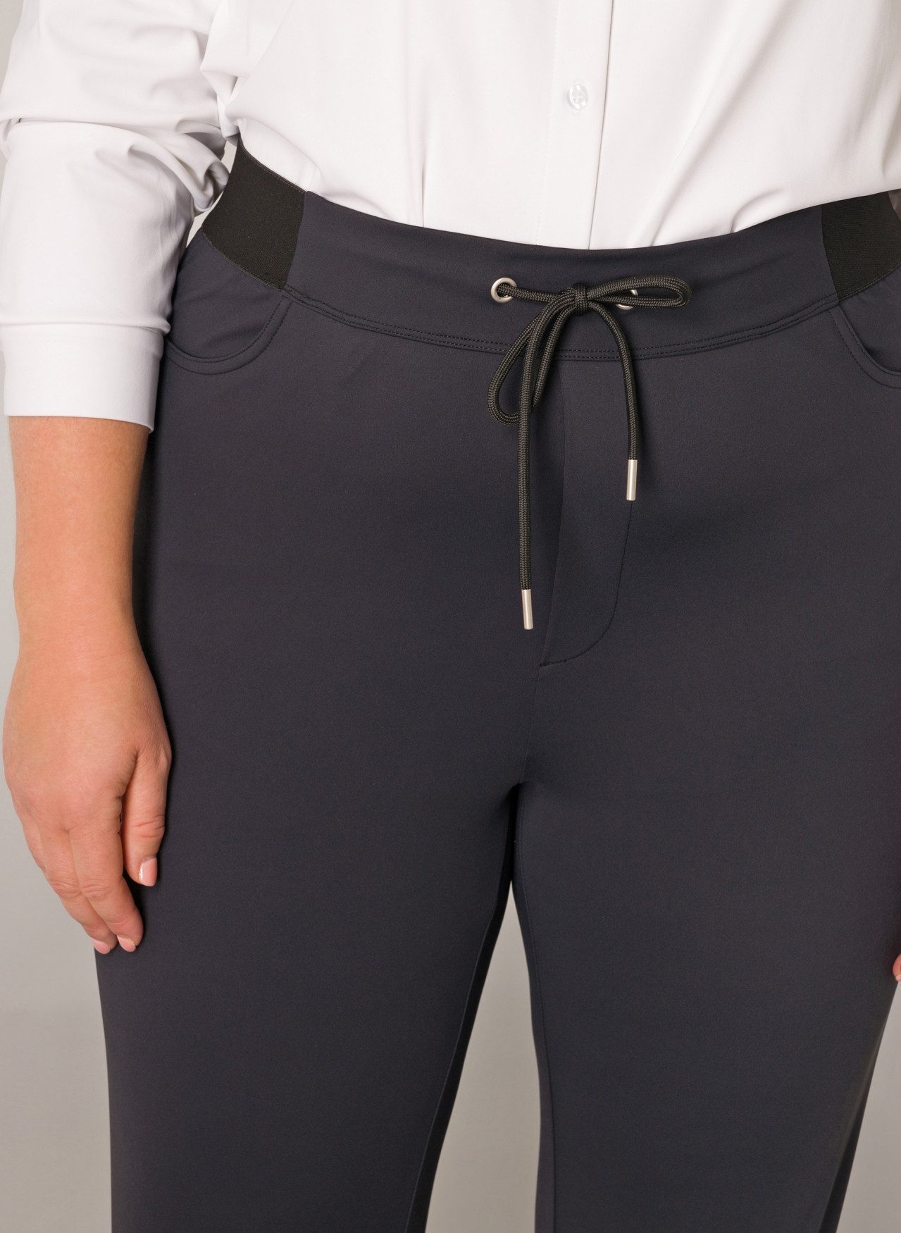 Base Level Curvy Stoffen broek Liana met stretch en koord, in jeggings-stijl