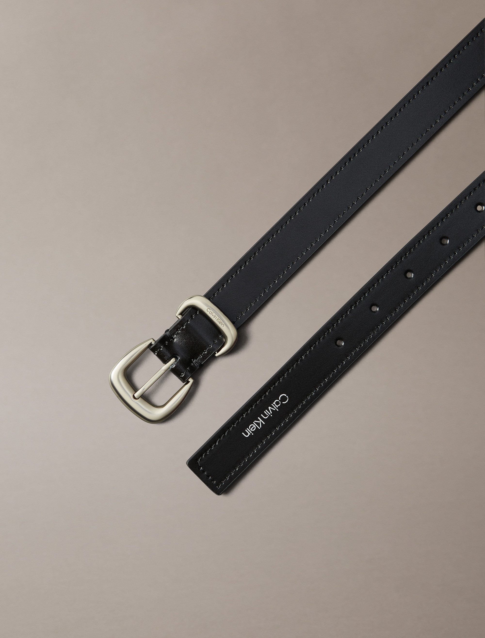 Calvin Klein Leren riem SRH 2 PC LG BCKL BLT