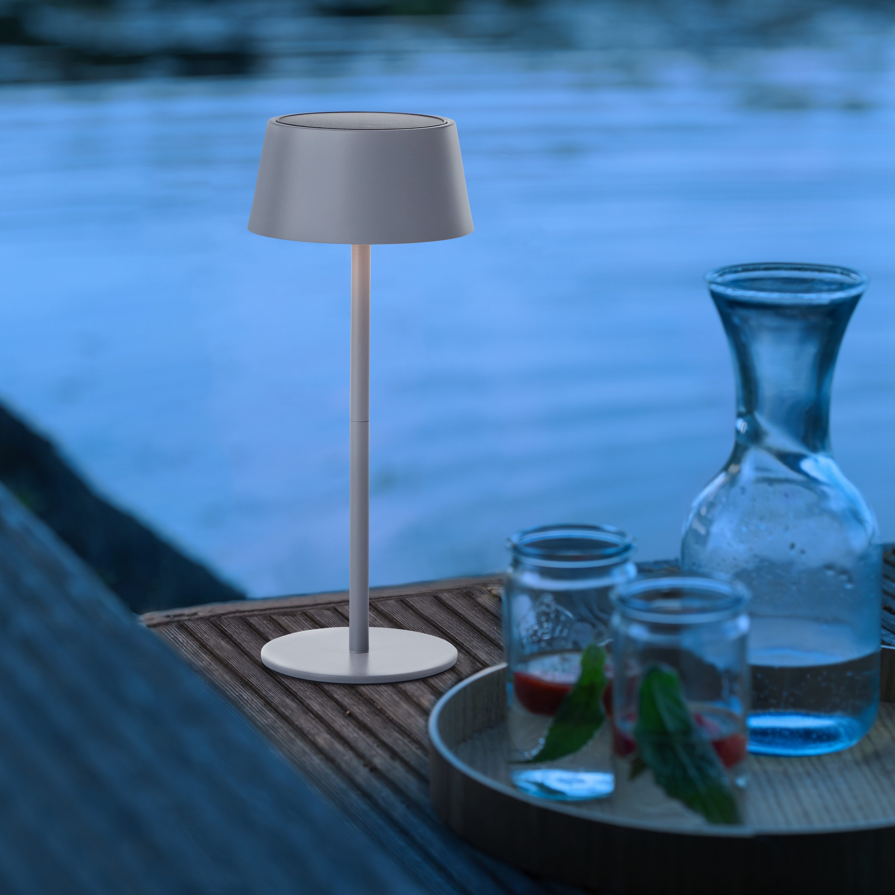 my home Led-tafellamp voor buiten Ocki tafellamp met zonne-energie en accu LED solar, 4 W, 300 lm, 3000 K, dimbaar, USB oplaadbaar, binnen & buiten (1 stuk)