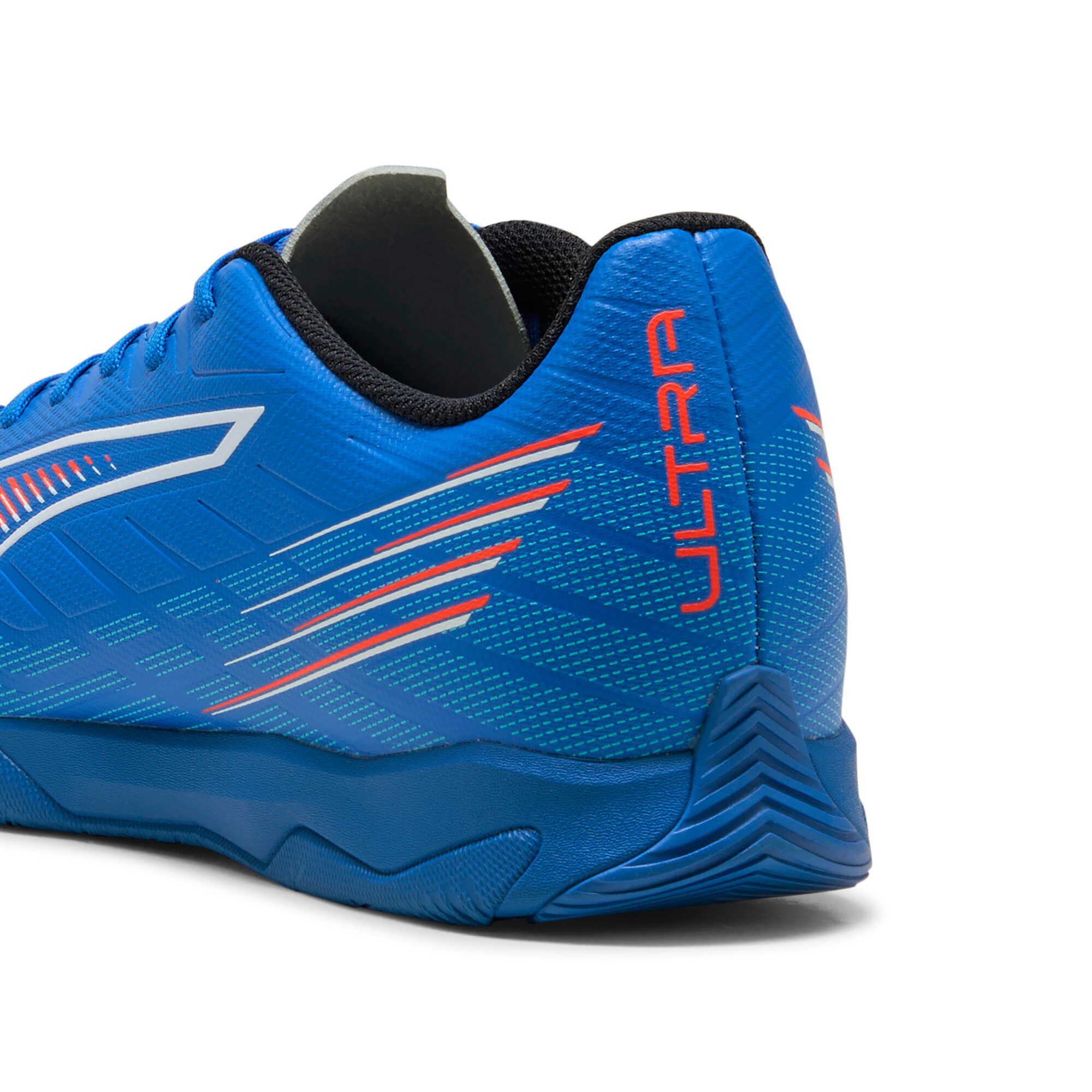 PUMA Zaalschoenen ULTRA 6 PLAY IT
