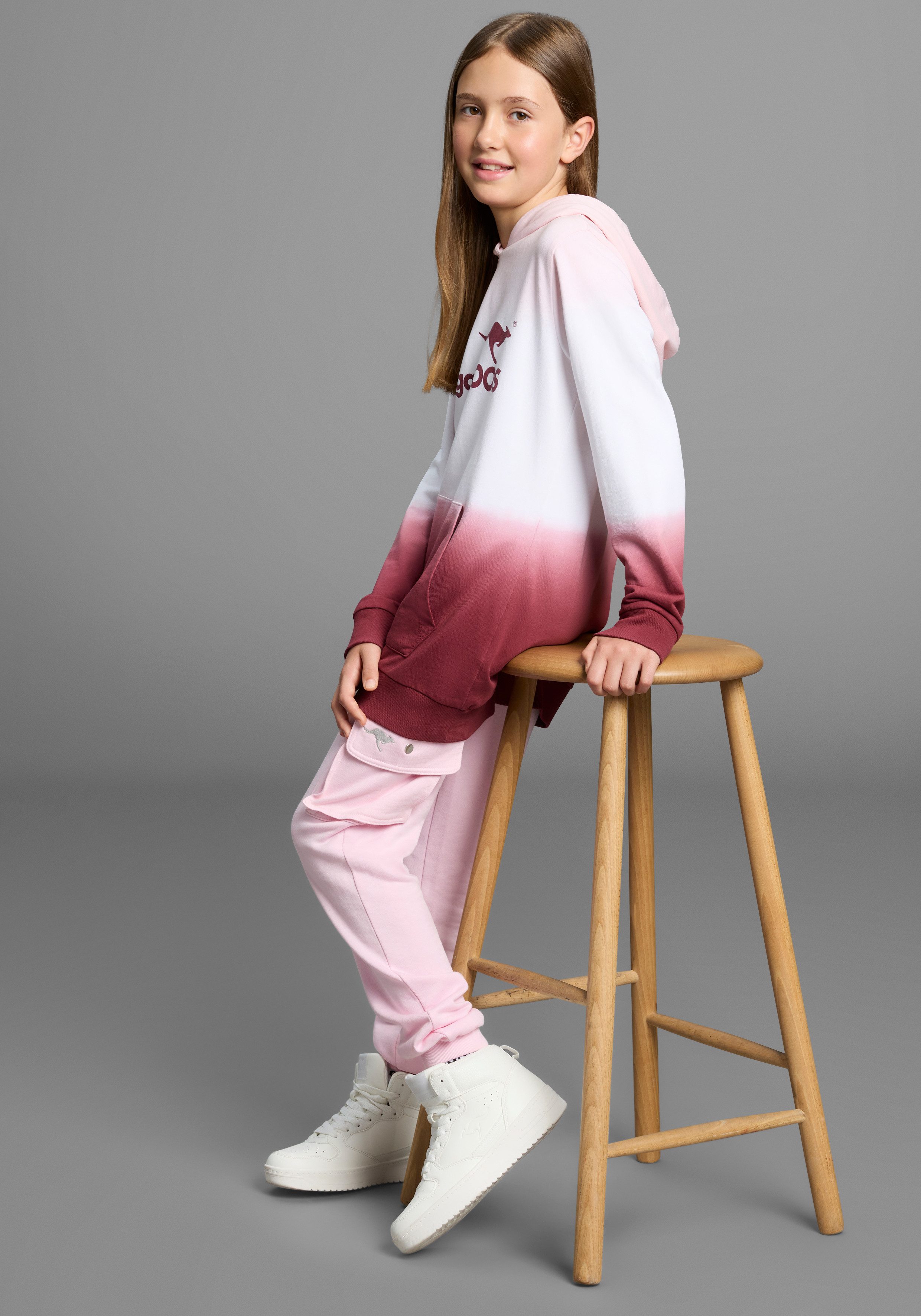 KangaROOS Hoodie , Lange sweatshirt met kleurverloop Lange mouwen met boorden, getailleerde snit, met logoprint