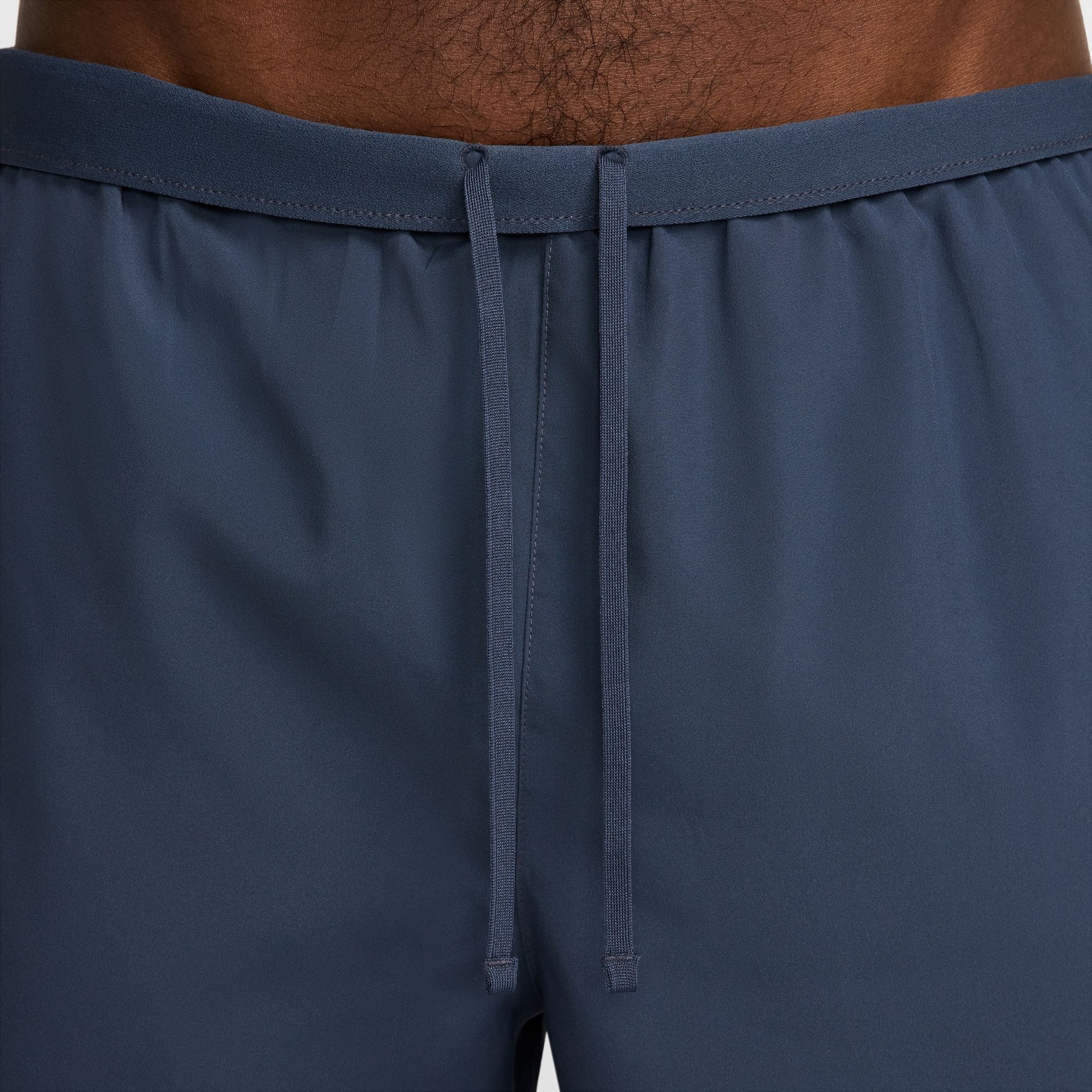 Nike Runningshort M NK DF CHALLENGER 72IN1 SHORT (1-delig)