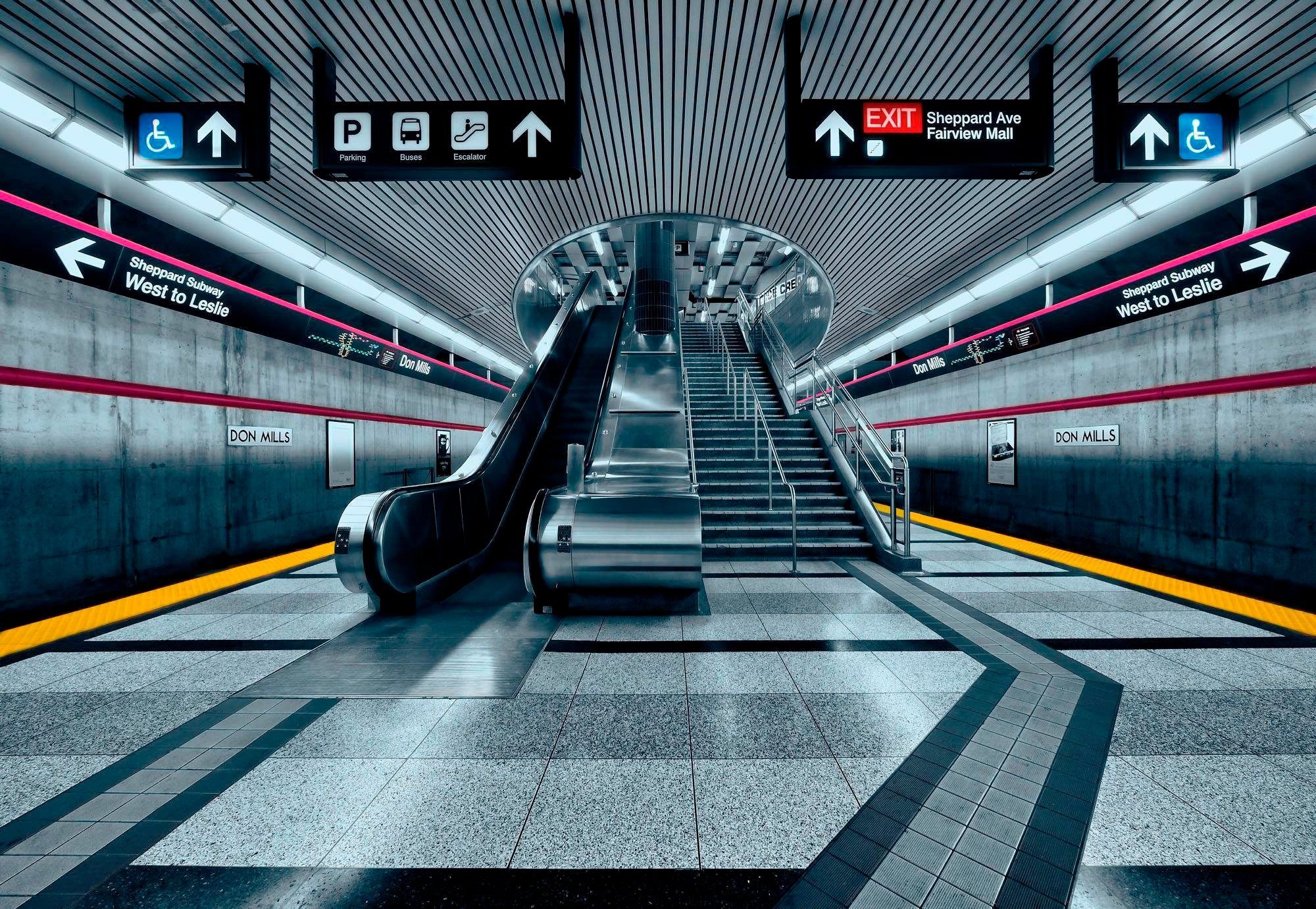Komar Fotobehang Subway - Afmeting 368 x 254 cm