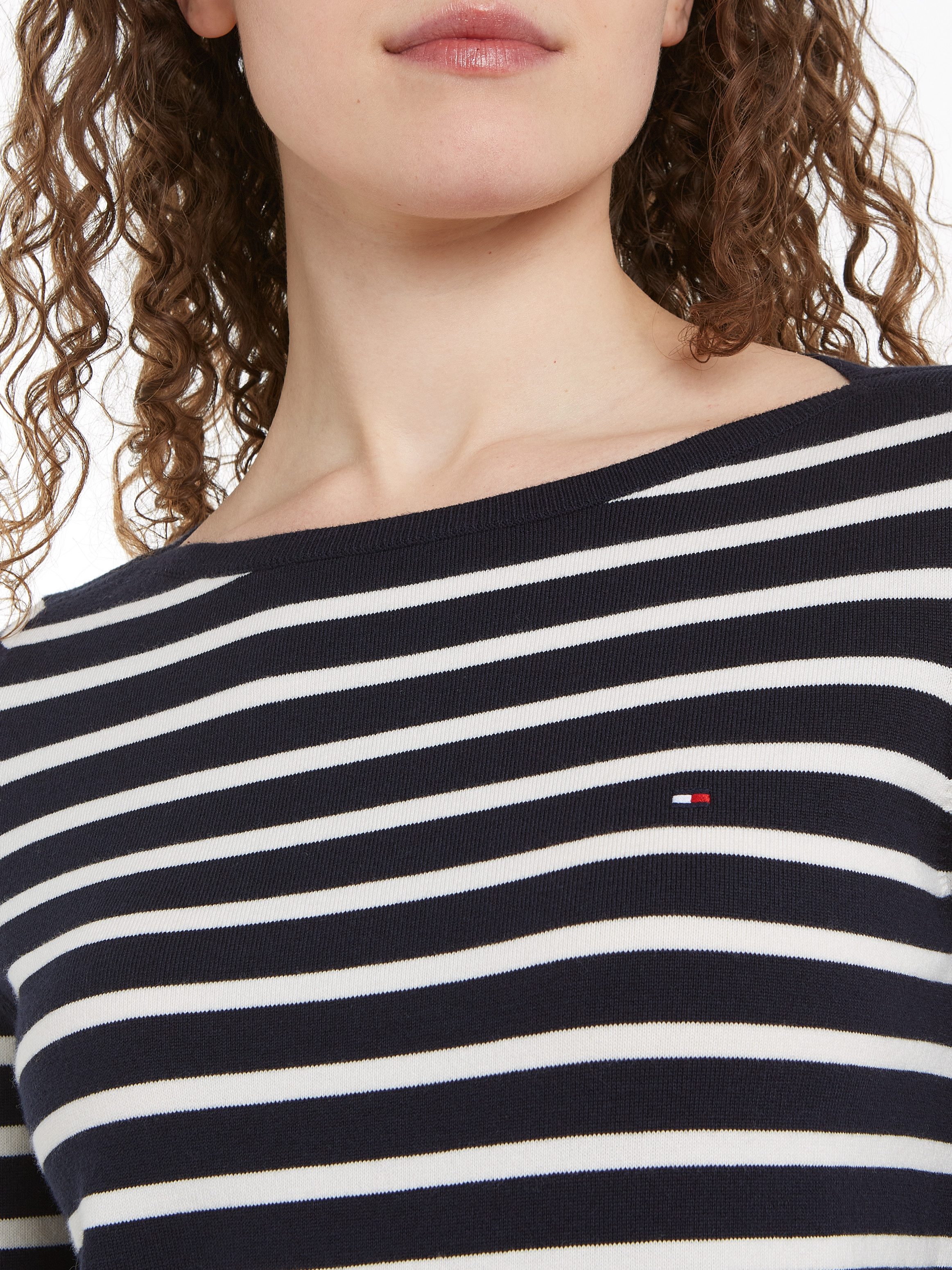 Tommy Hilfiger Gebreide trui CO JERSEY STITCH BOAT-NK SWEATER met -merklabel op de mouw