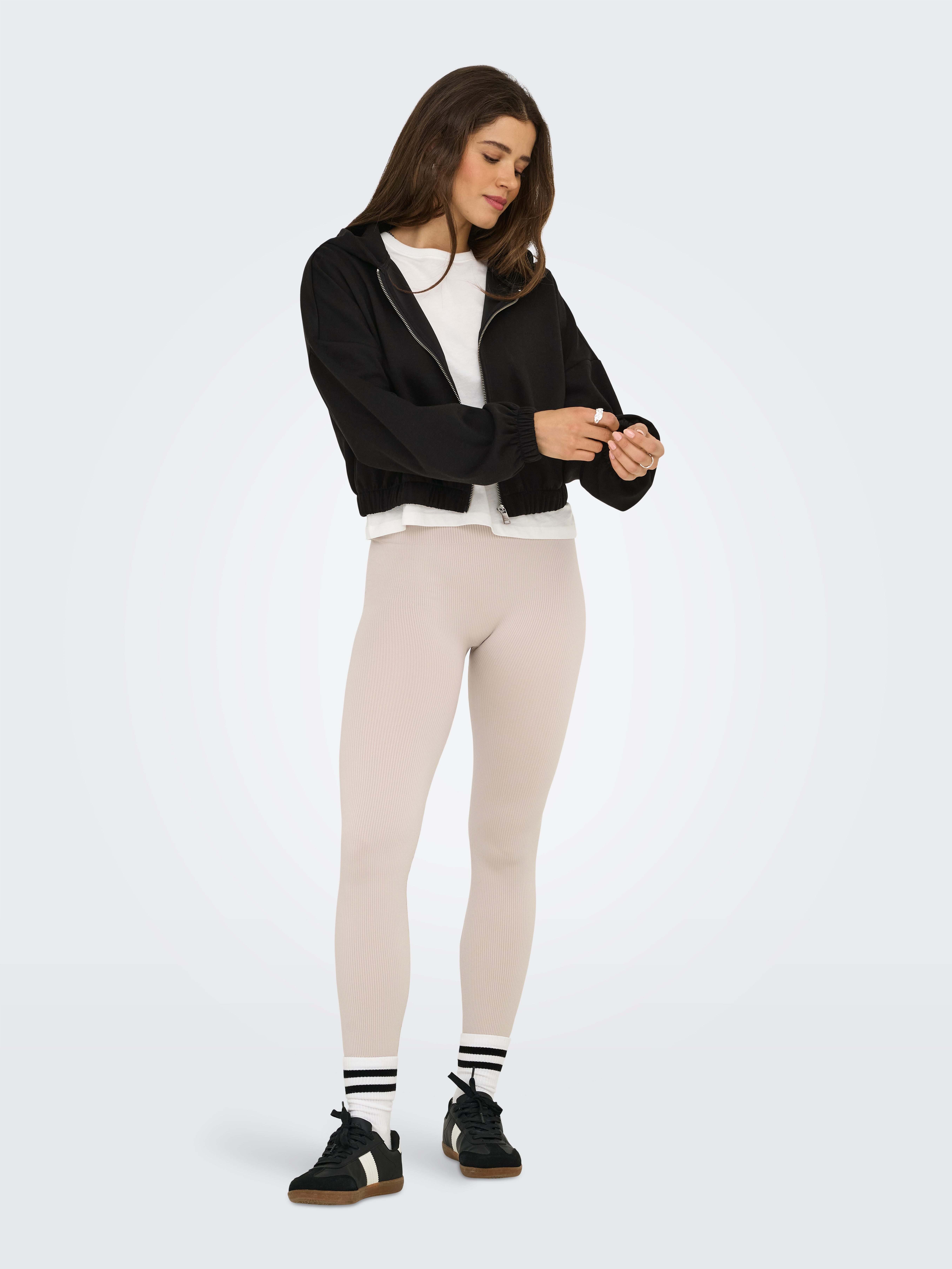 Only Hoodie ONLSCARLETT LS ELASTIC ZIP HOOD SWT NOOS