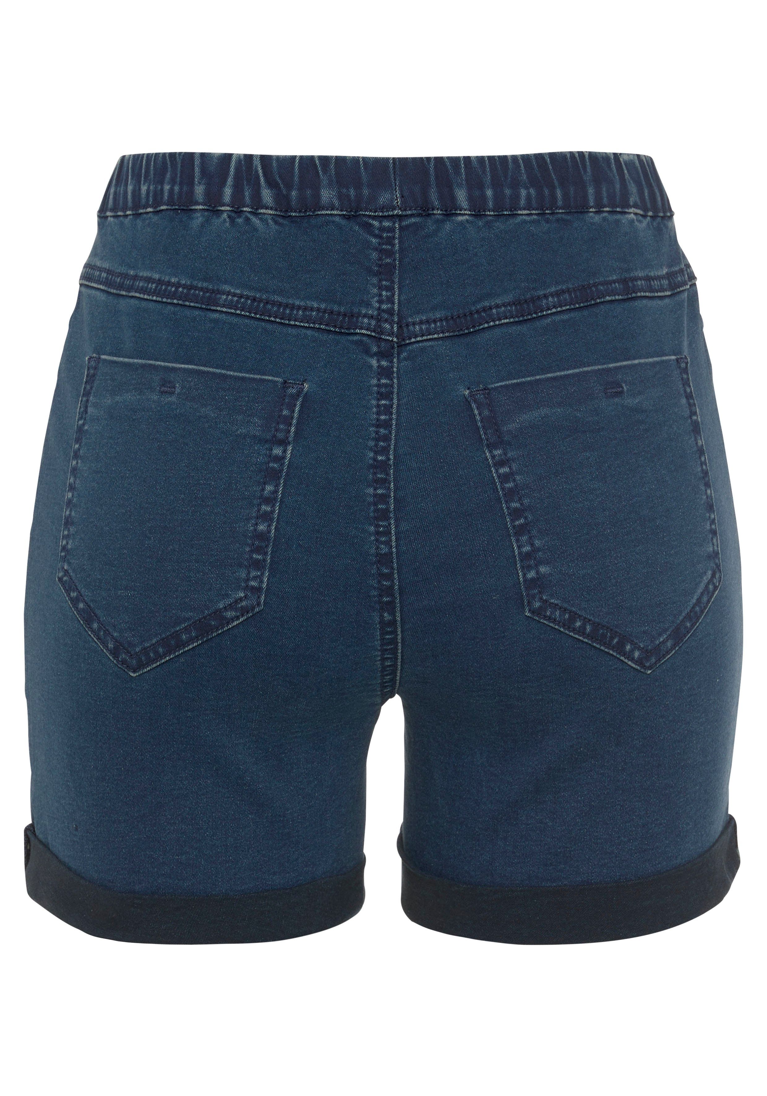 Buffalo Short in elastische denim met twee achterzakken