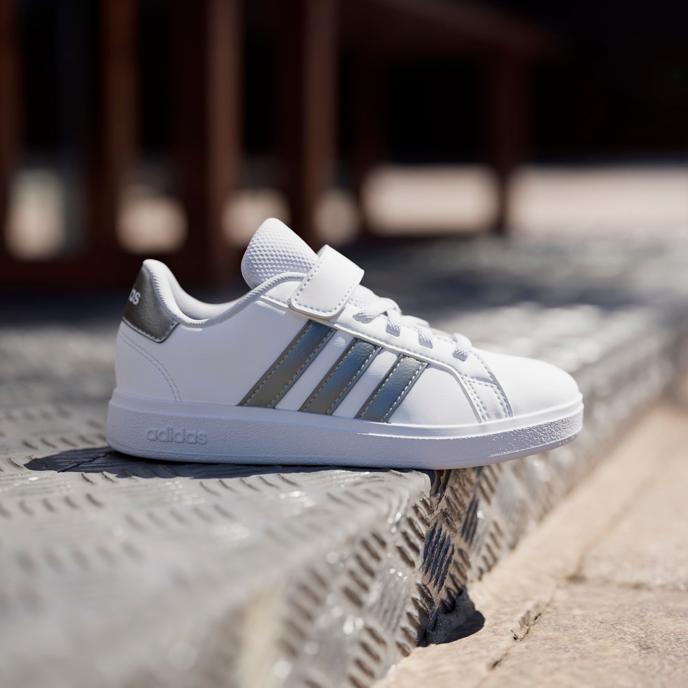 adidas Sportswear Sneakers GRAND COURT 2.0 KIDS Design geïnspireerd op de adidas Superstar
