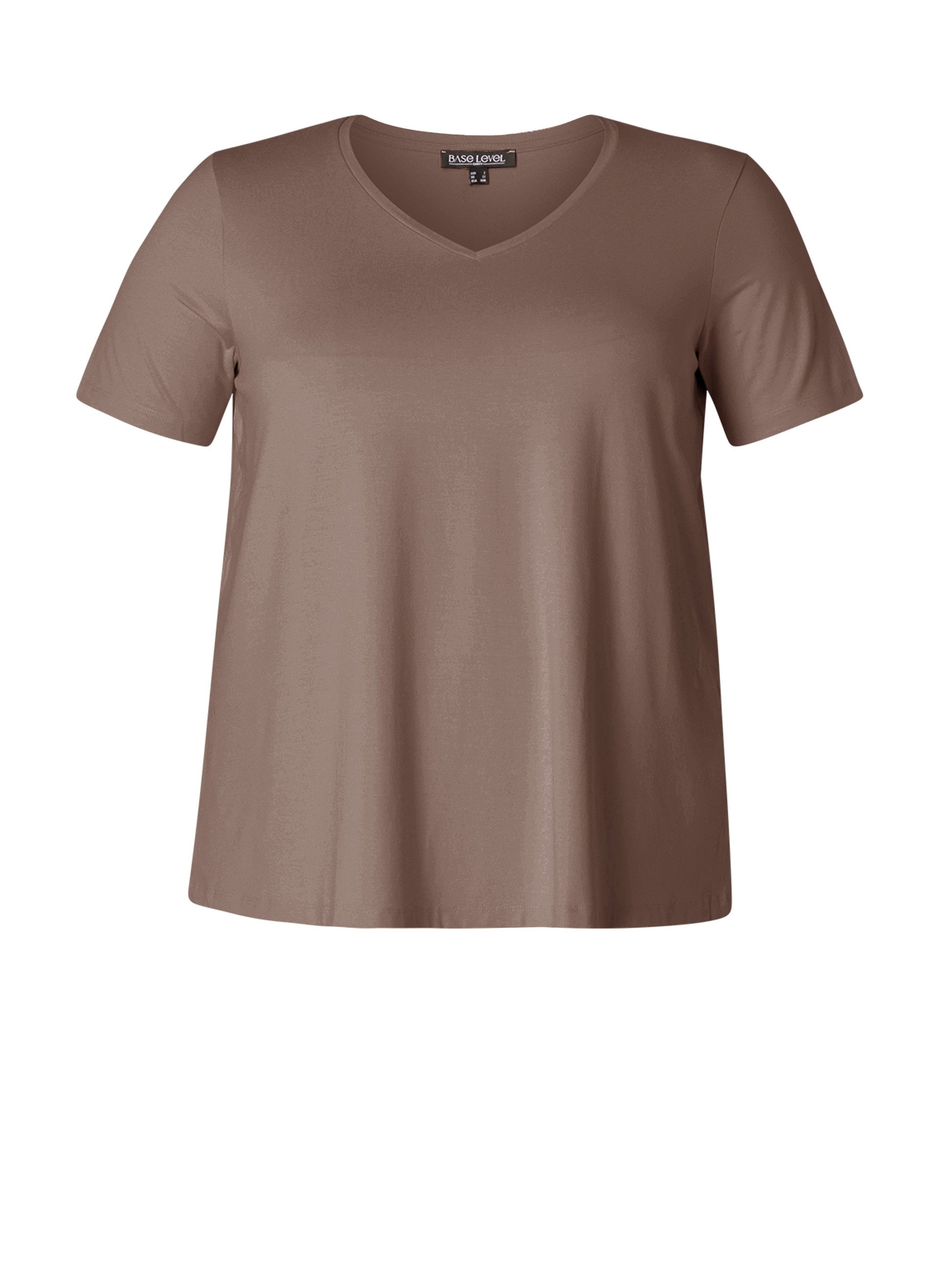 Base Level Curvy Shirttop met een elegante v-hals