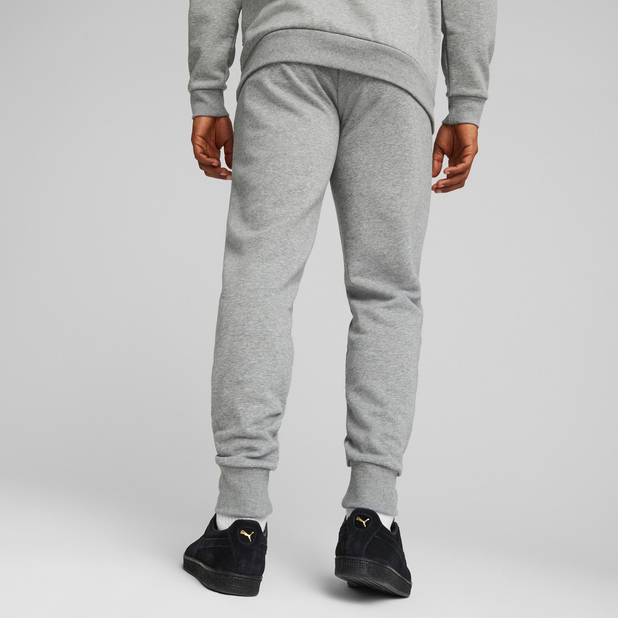 PUMA Trainingsbroek ESS Logo Pants TR cl Joggingbroek, French Terry kwaliteit