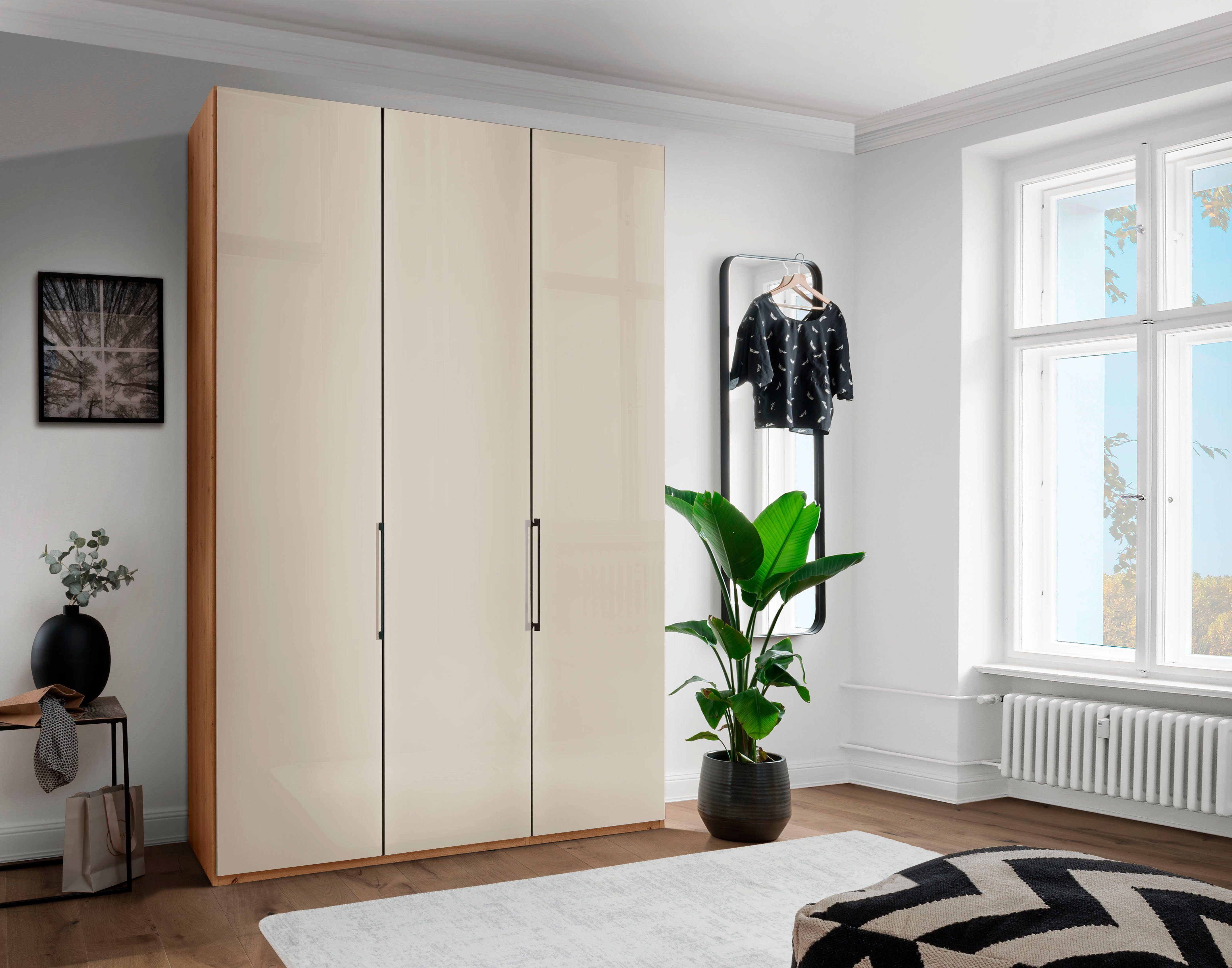 WIEMANN Vouwdeurkast Monaco met glazen front en hoogwaardig beslag garderobekasten maat 148,4 cm x 236 cm x 58 cm beige