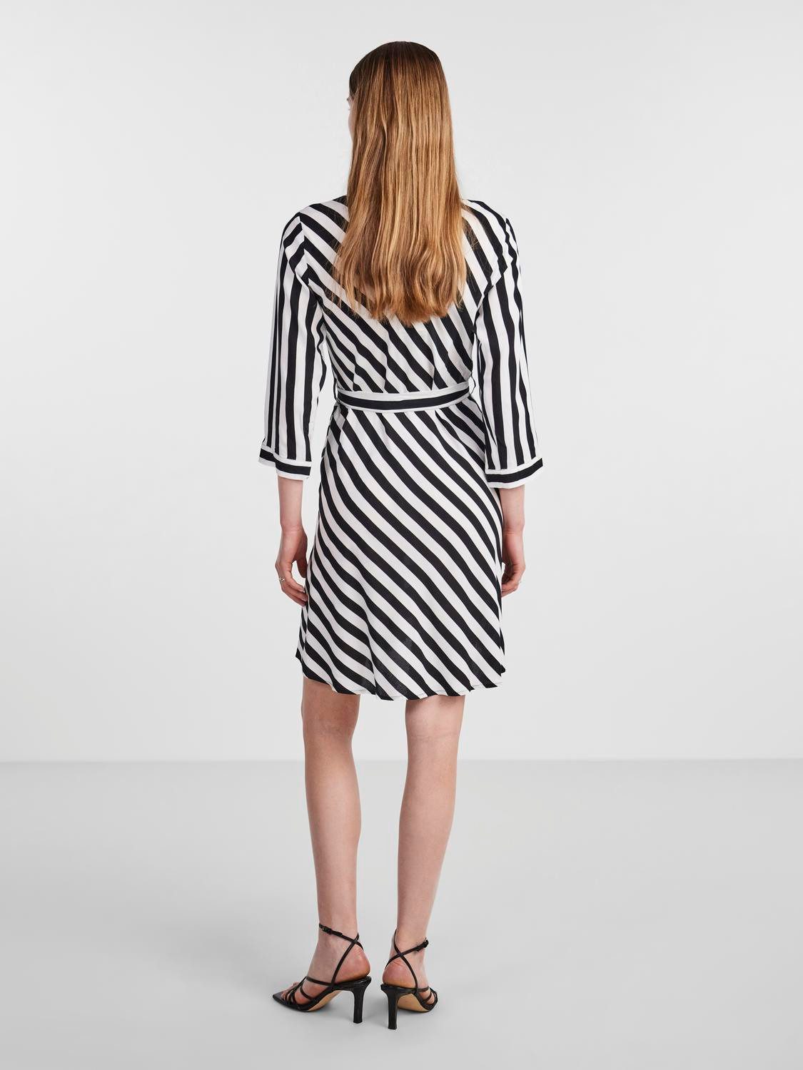 Y.A.S Jurk met overhemdkraag YASSAVANNA 3 4 SHORT SHIRT DRESS S. NOOS