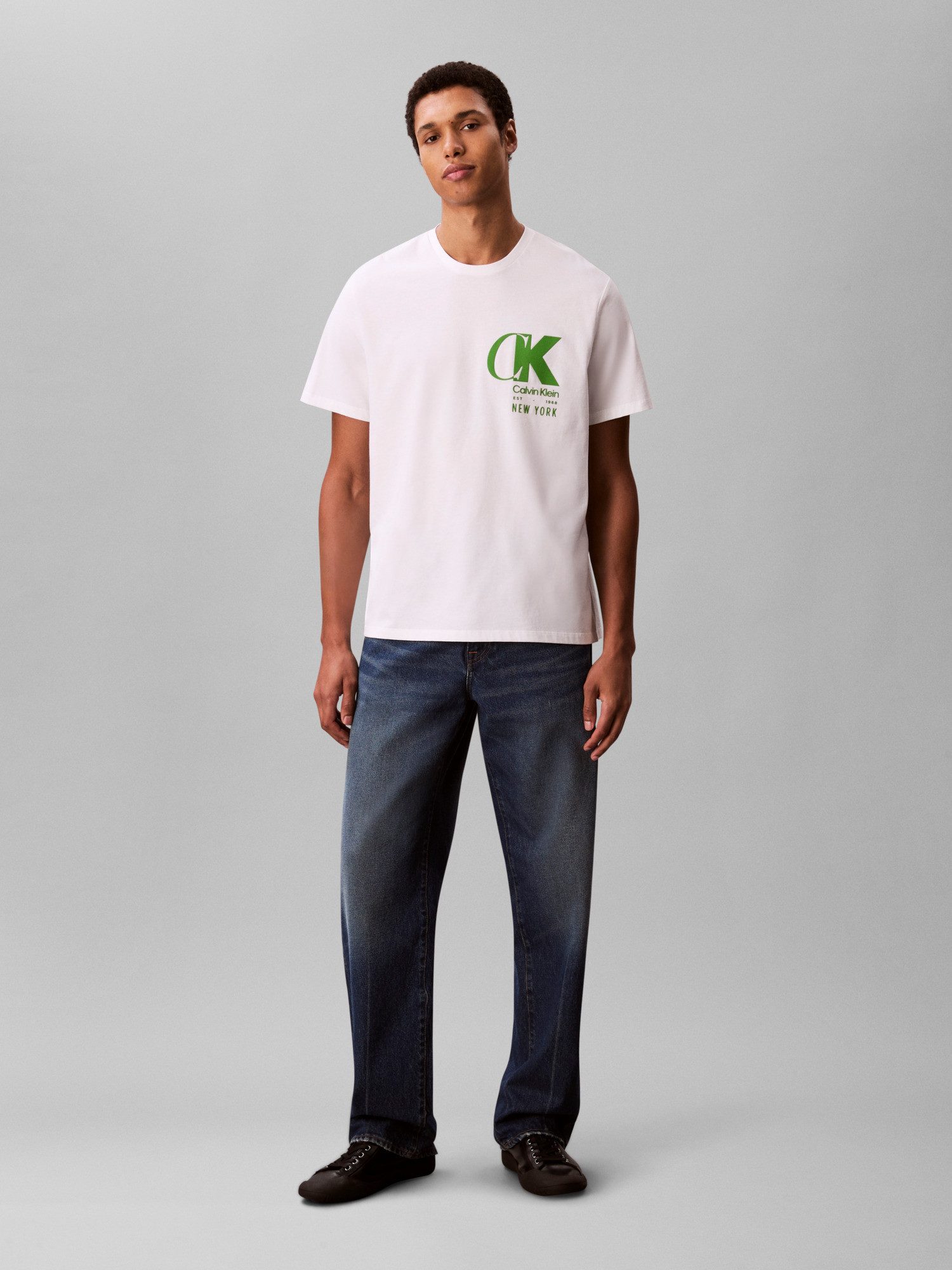 Calvin Klein T-shirt