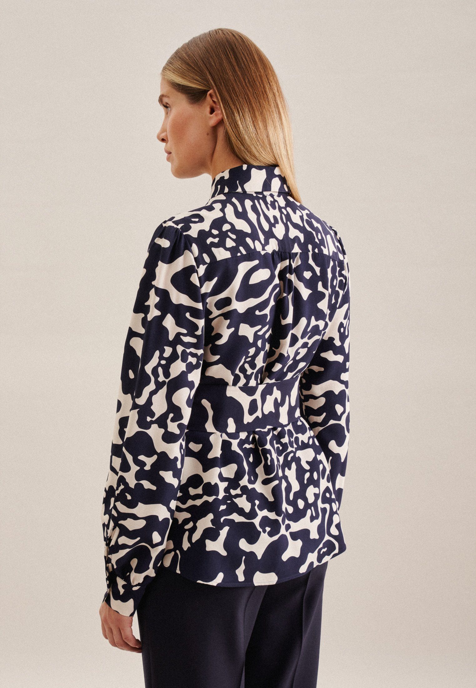 seidensticker Overhemdblouse Zwarte roos Langarm kraag met dierenprint