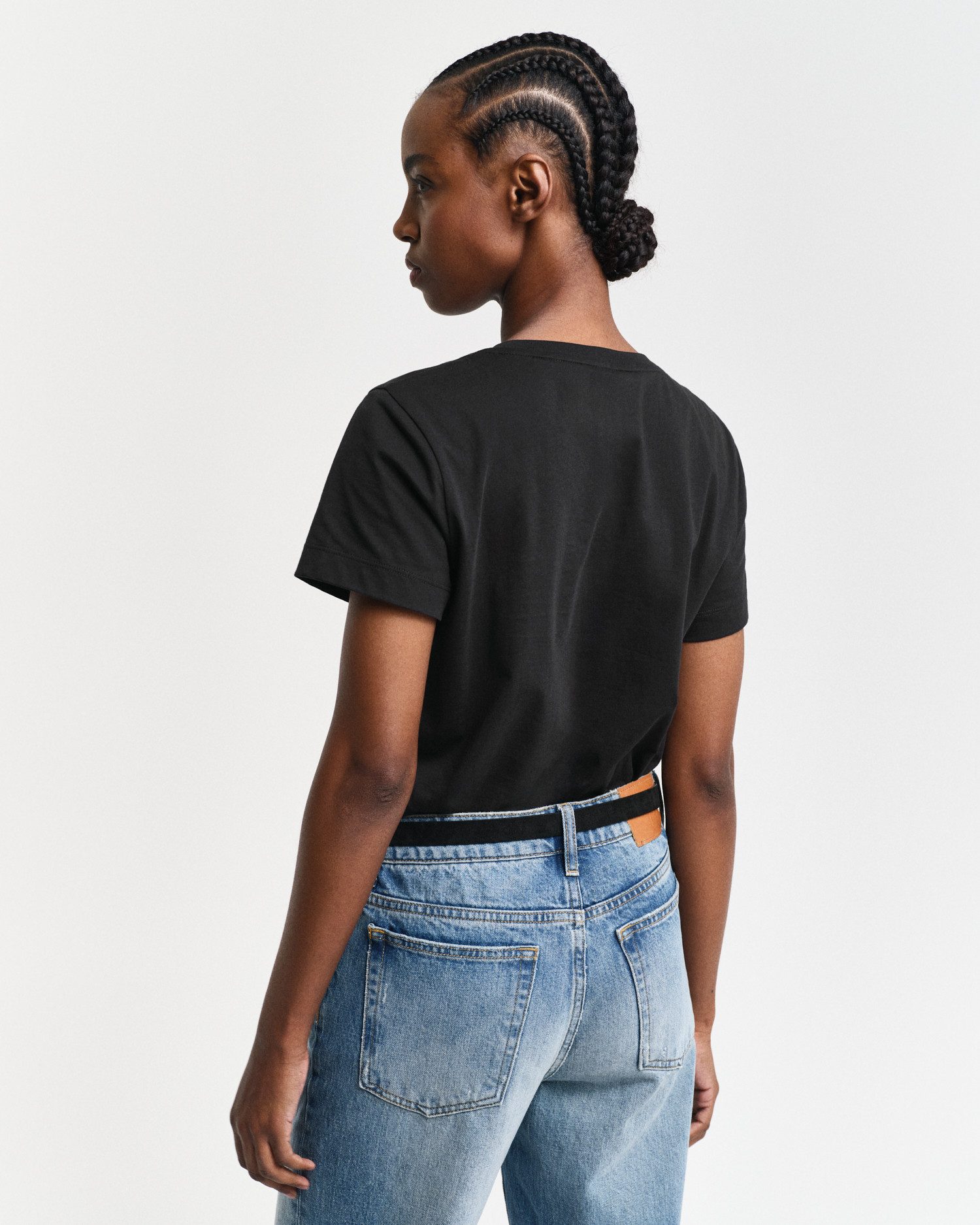 Gant T-shirt REG SHIELD KA T-SHIRT met een klein geborduurd wapenschild op de borst