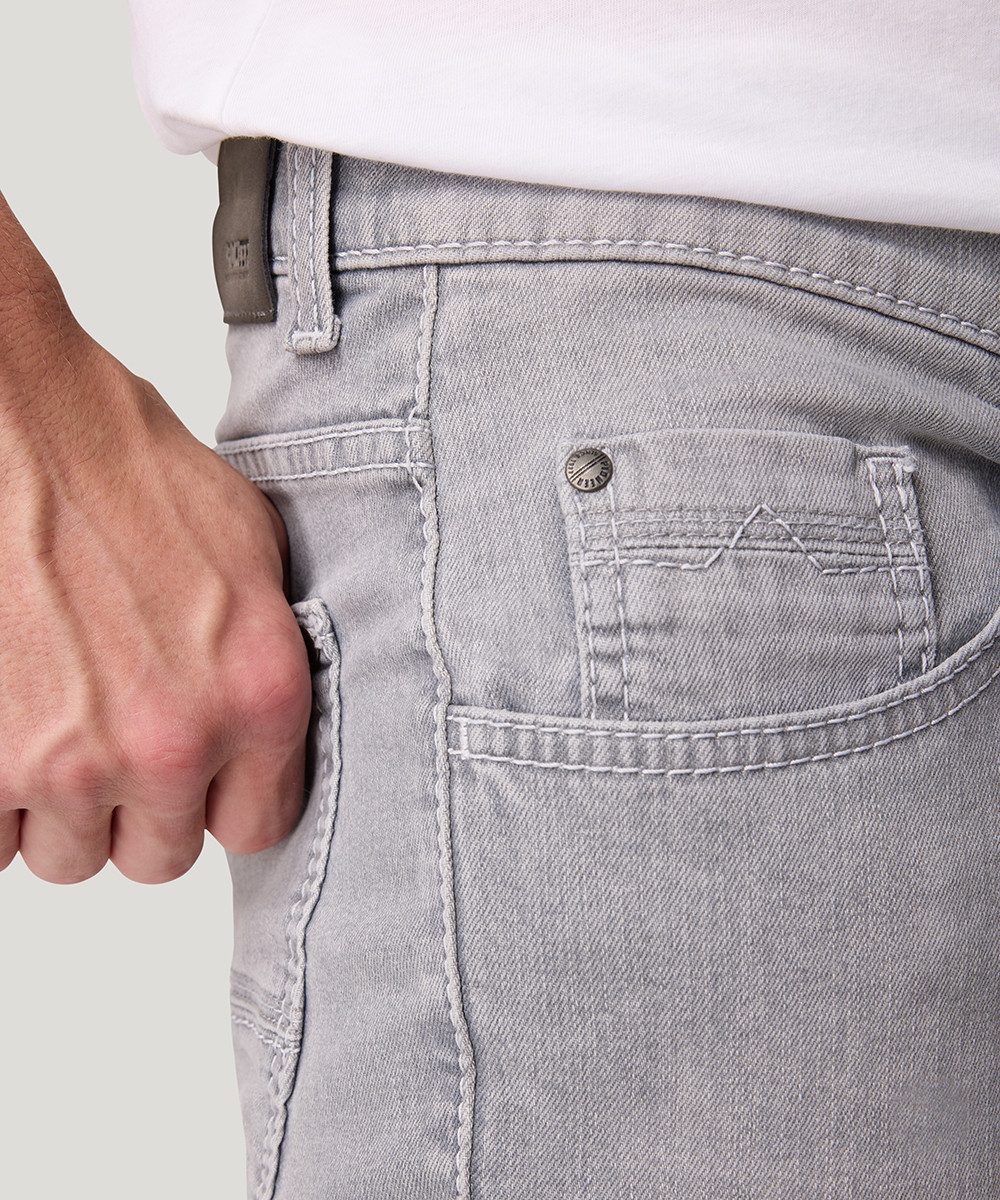 Pioneer Authentic Jeans Short ROUVEN shorts in five-pocketsstijl