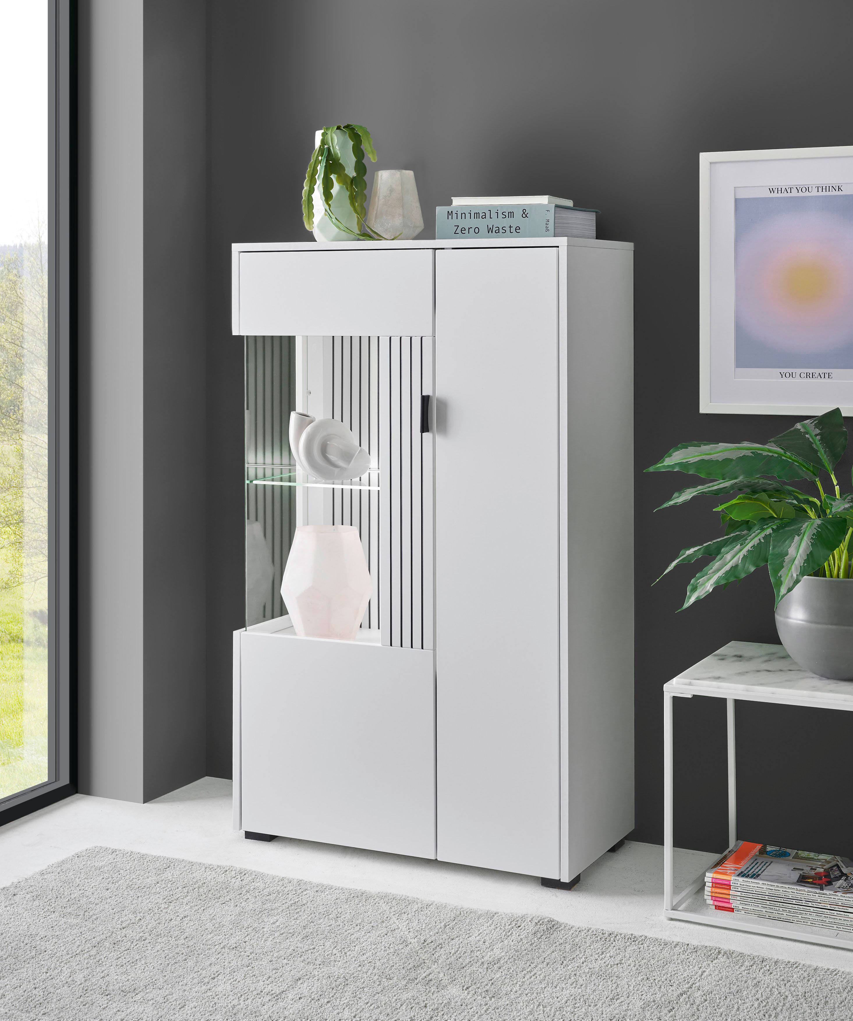 INOSIGN Vitrinekast Hudson, opberghangkast in moderne trendkleur, handgrepen van metaal (zwart), hoogte 125 cm vitrinekasten wit