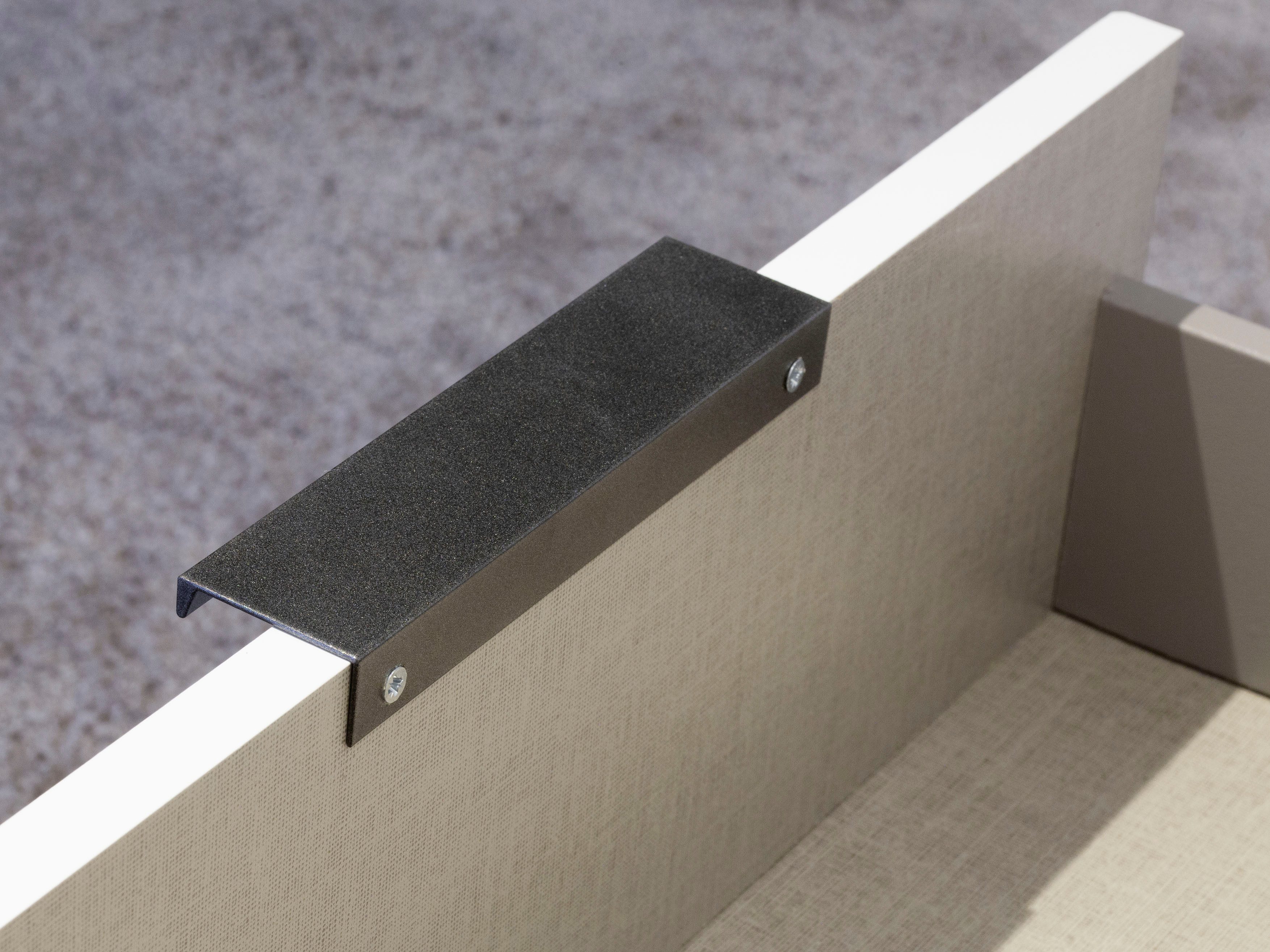 rauch Draaideurkast Kledingkast Kast Garderobe Wasmand NAGATA veel Opbergruimte