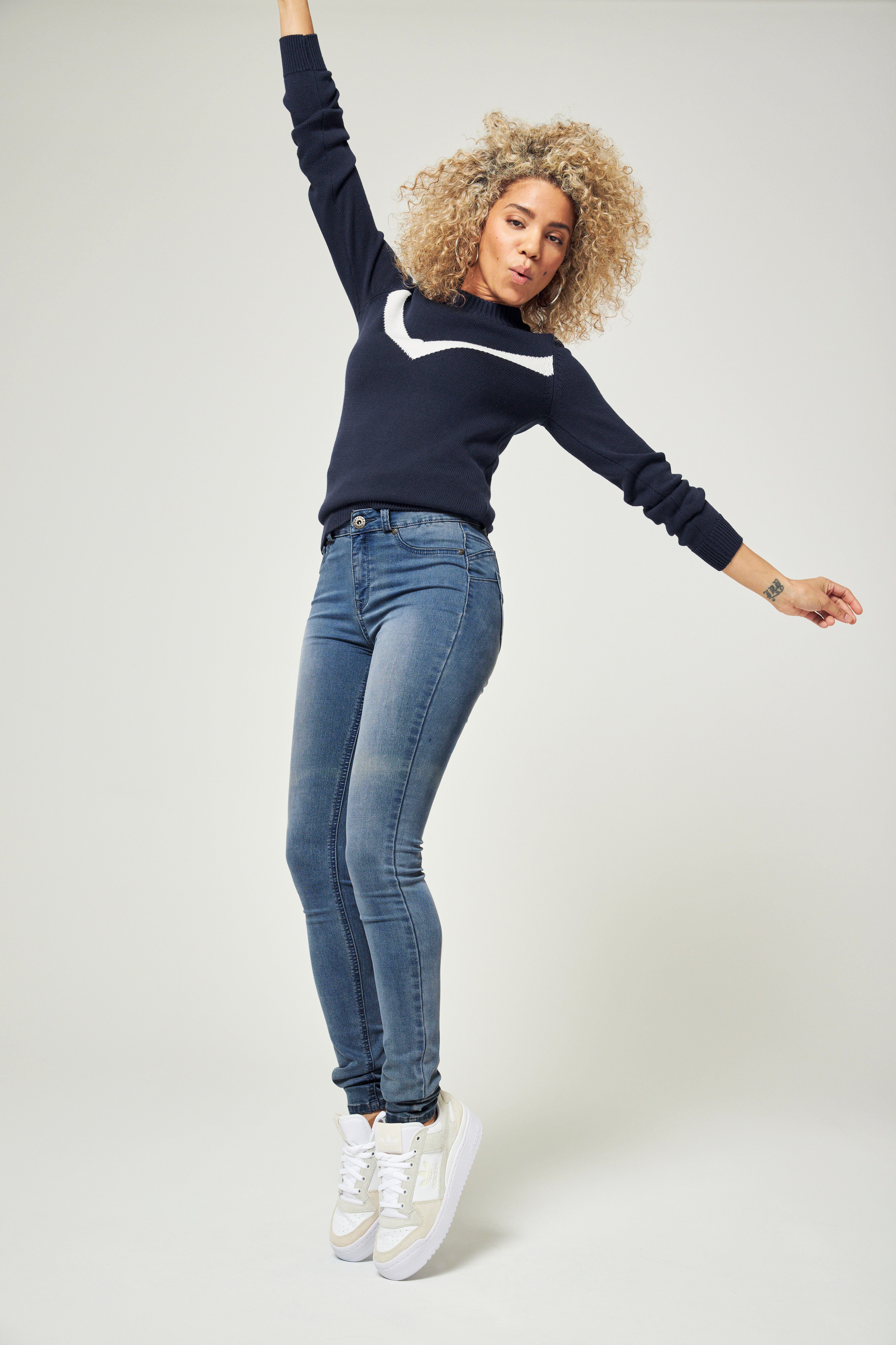 Arizona Skinny fit jeans Ultra Stretch skinny-fit, geaccentueerde taille, shaping-effect, high waist