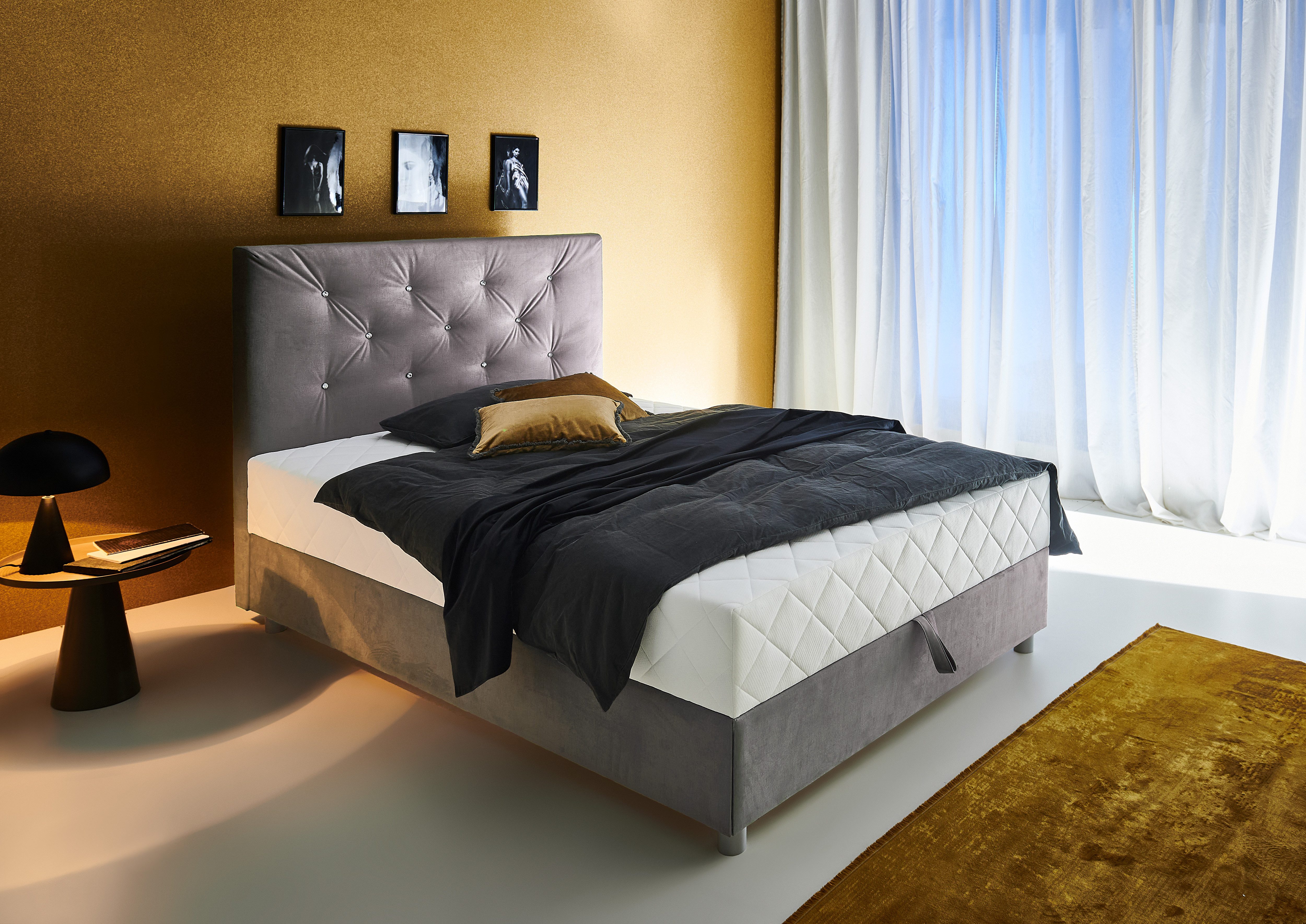 ATLANTIC home collection Boxspring CELIA in hoogwaardige fluweellook met pocketveringsmatras, bedkist en strassteentjes boxsprings beige