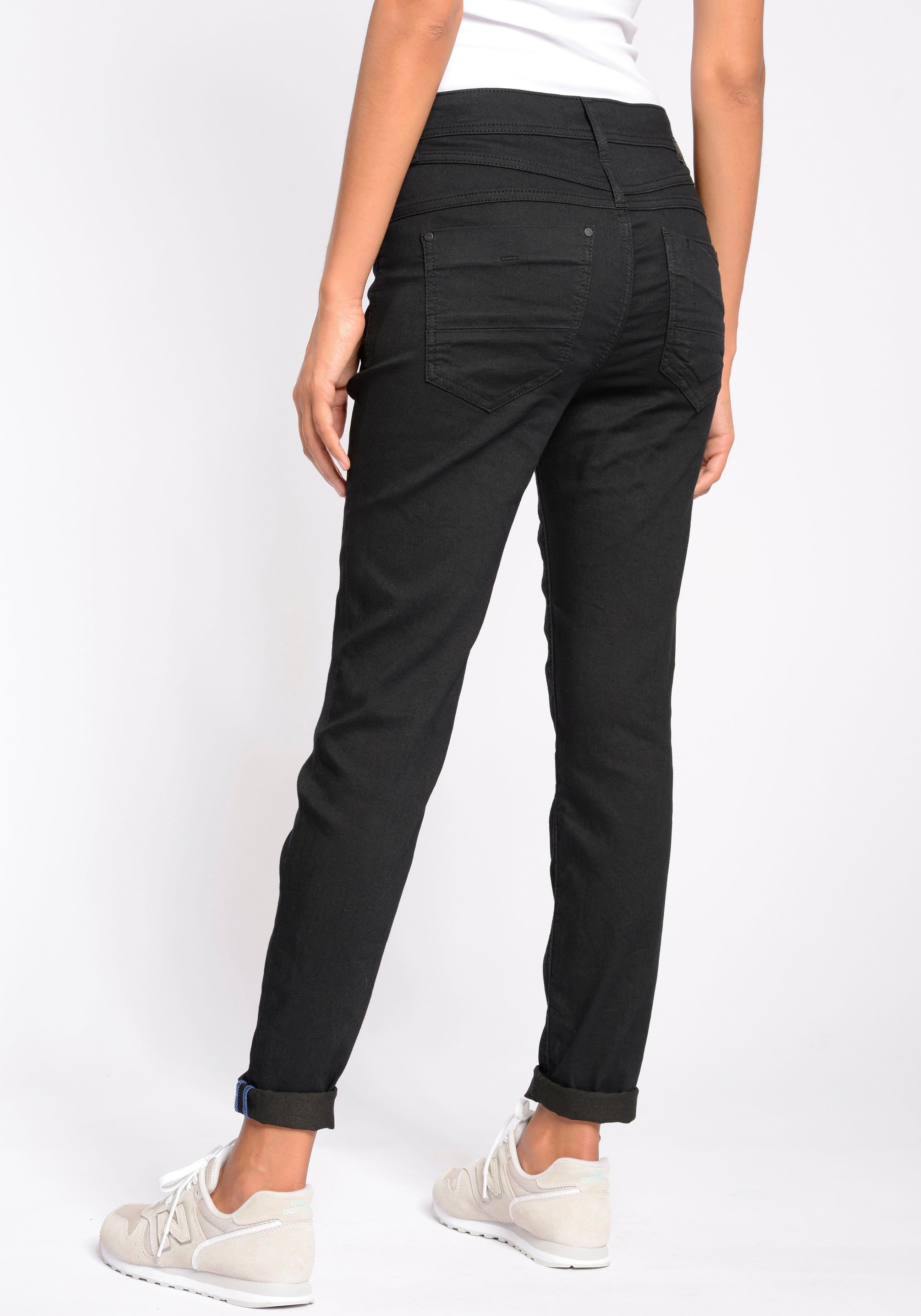 GANG 5-pocket jeans 94AMELIE van sweatdenim met schuine diep zittende achterzakken