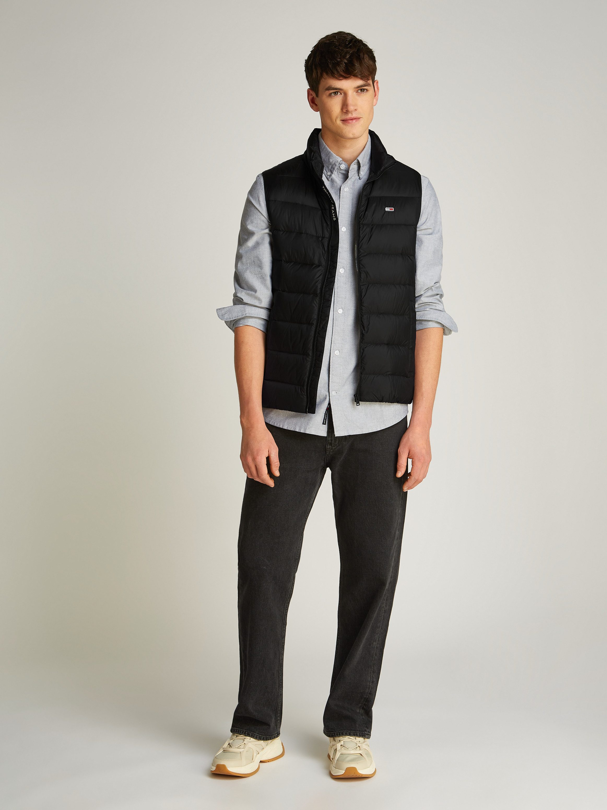 Tommy Jeans Plus Bodywarmer TJM LT DOWN VEST EXT in grote maten logoborduring insteekzakken