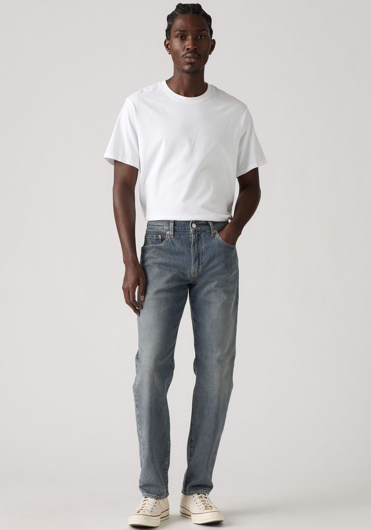 Levi's® Tapered jeans 502 TAPER in een elegante, moderne stijl