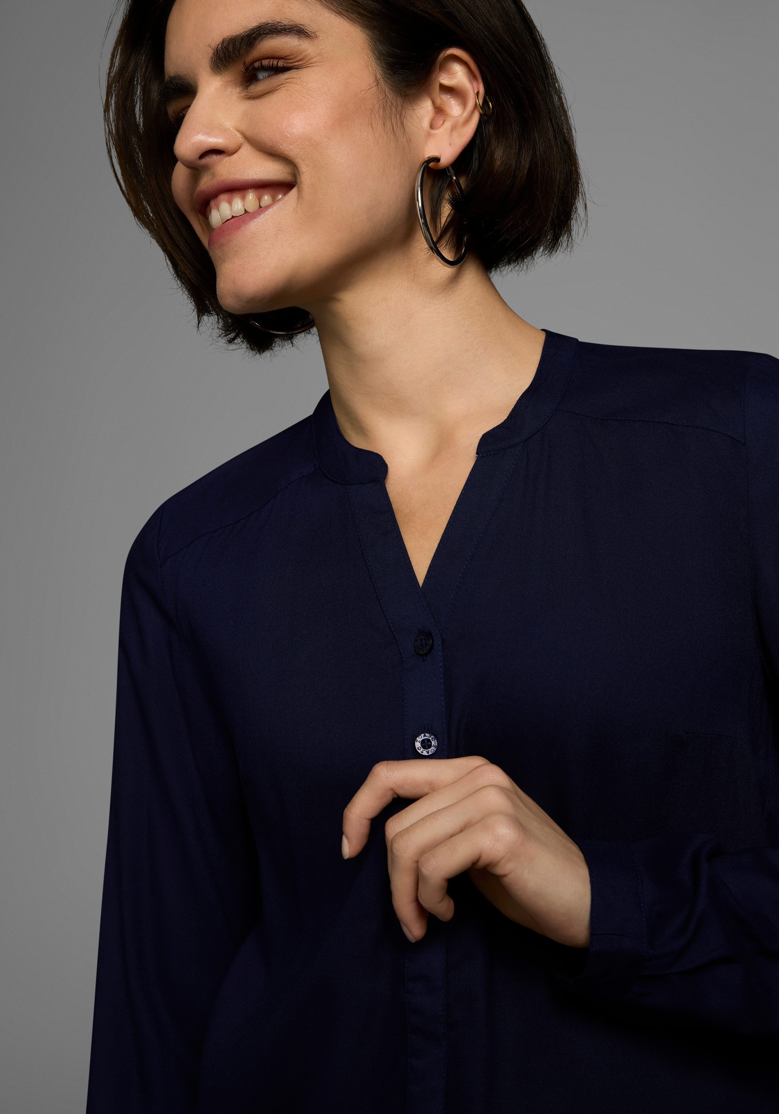 AJC Overhemdblouse van soepelvallende viscose