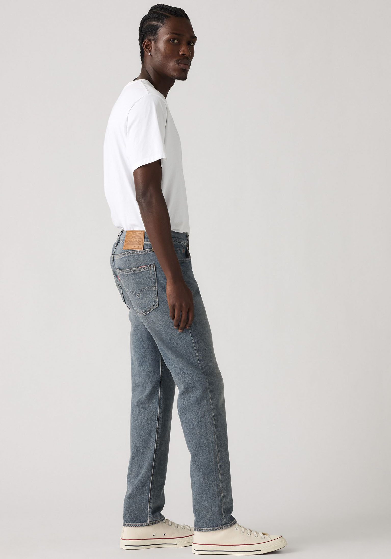 Levi's® Tapered jeans 502 TAPER in een elegante, moderne stijl