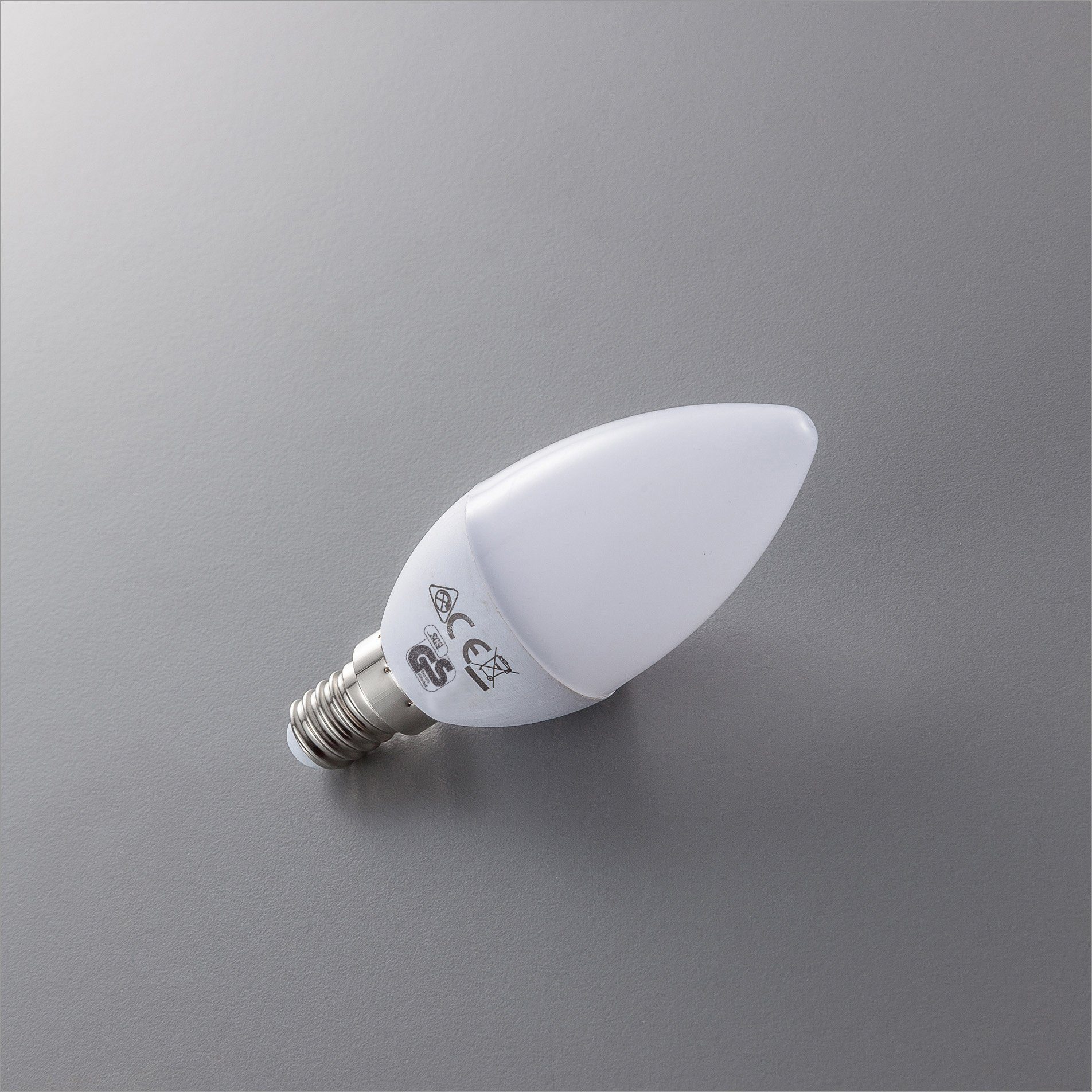 B.K.Licht Led-verlichting LED-lamp gloeilamp 5 watt 470 lumen 3.000 Kelvin spaarlamp