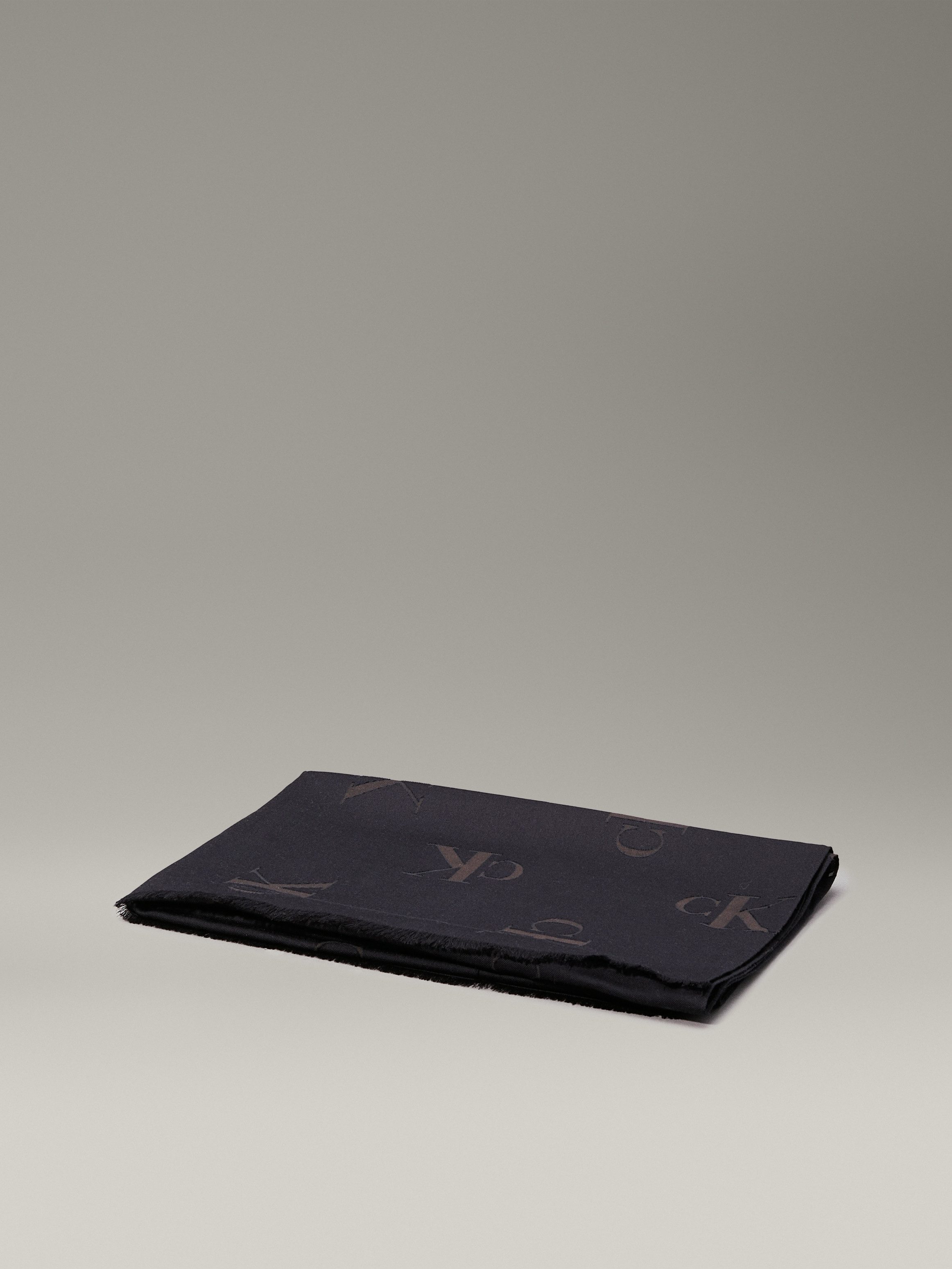 Calvin Klein Sjaal AOP GRAPHIC STOLE 70X180