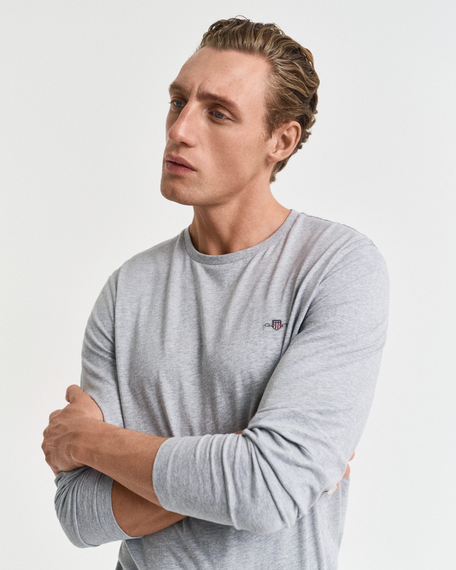 Gant Shirt met lange mouwen REG SHIELD LS T-SHIRT met logoborduursel op borsthoogte