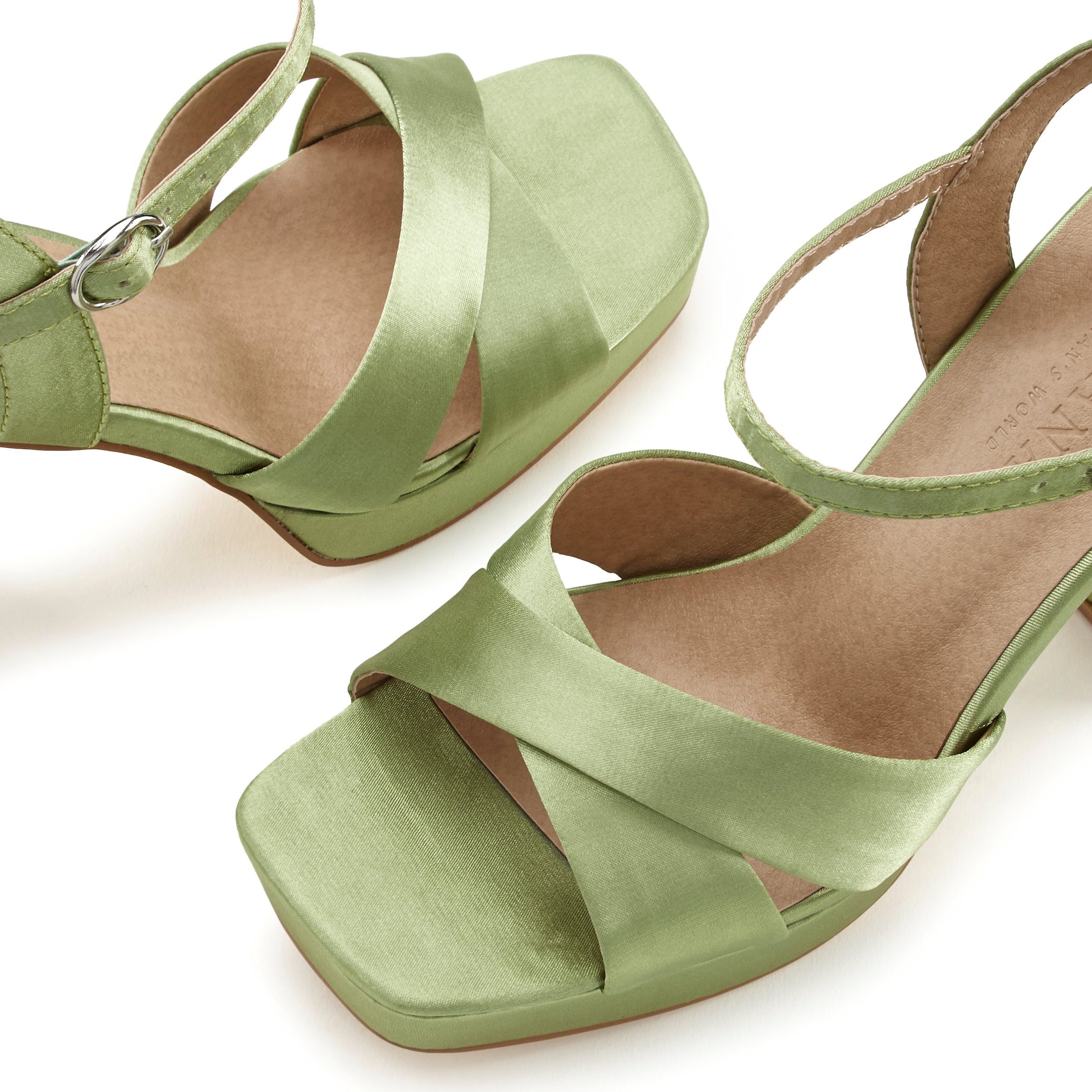 Lascana Sandalen High heel sandaal met plateau en blokhak in satijnlook VEGAN